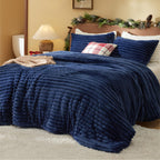 Bedsure Fluffy Comforter Set King - Super Soft Faux Fur Comforter King Size Navy, Winter Warm Fleece Bedding Set, Plush Fuzzy Be