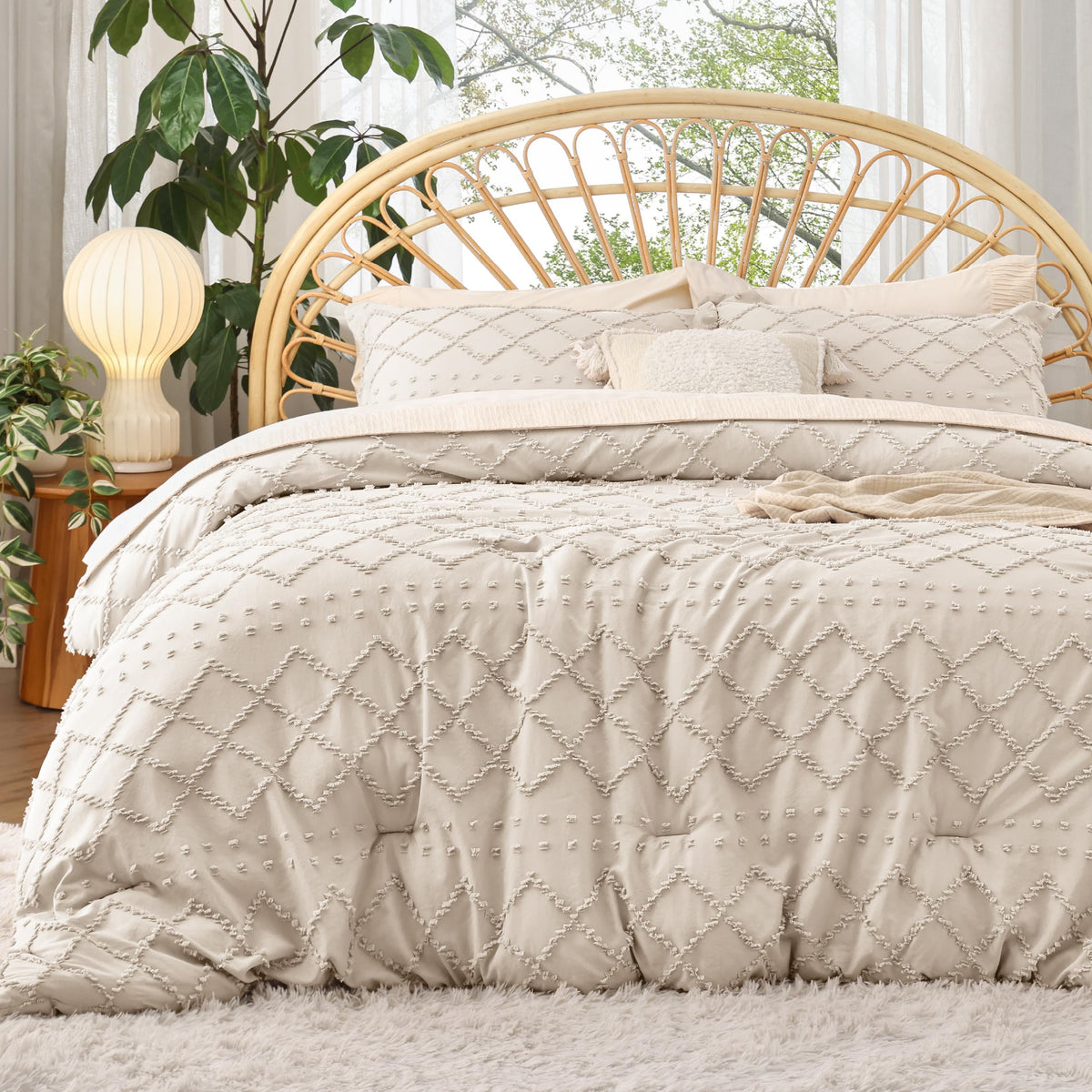 Bedsure Queen Comforter Set - Beige Comforter, Boho Tufted Shabby Chic Bedding Comforter Set, 3 Pieces Vintage Farmhouse Bed Set