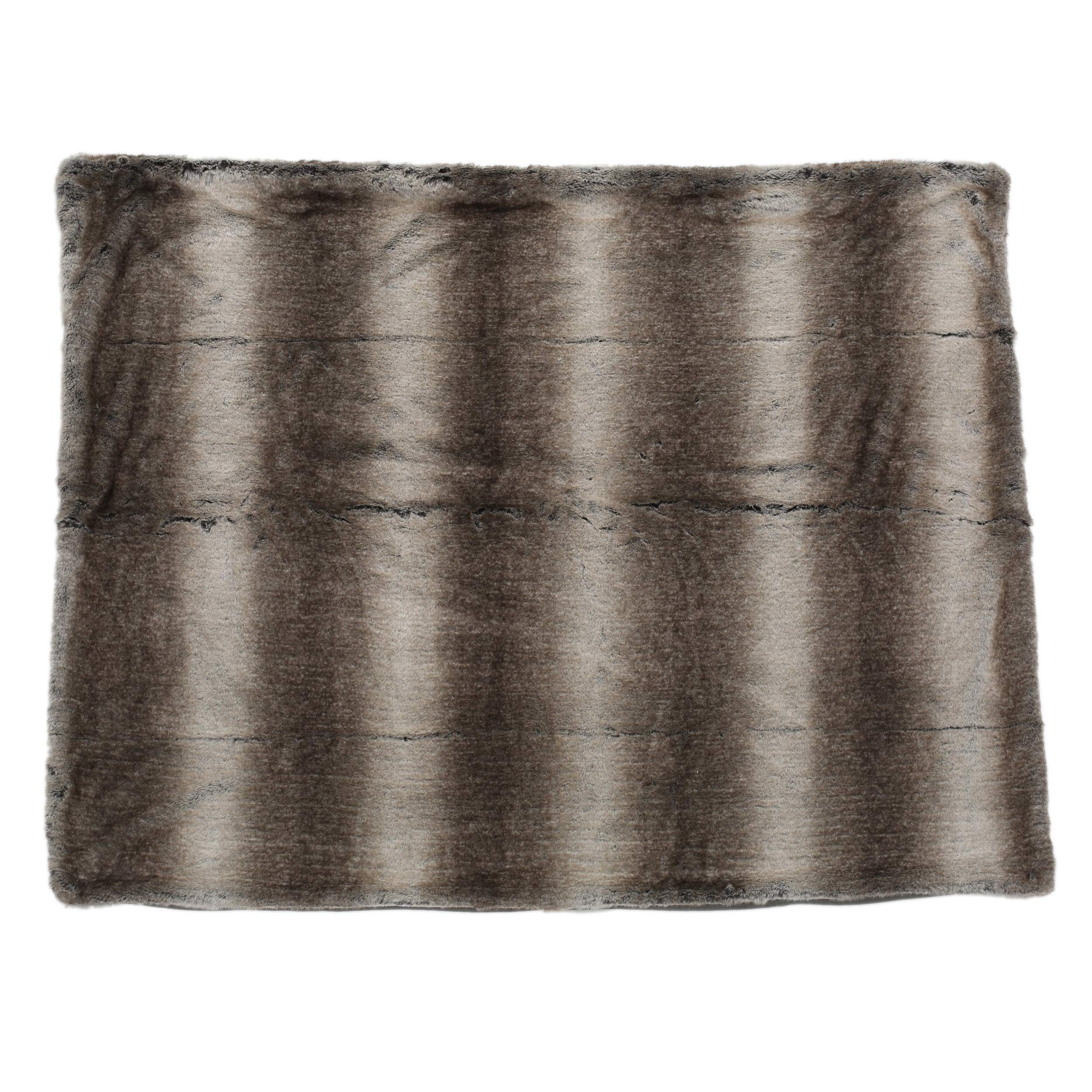 Christopher Knight Home Gipson Faux Fur Throw Blanket, Ash White