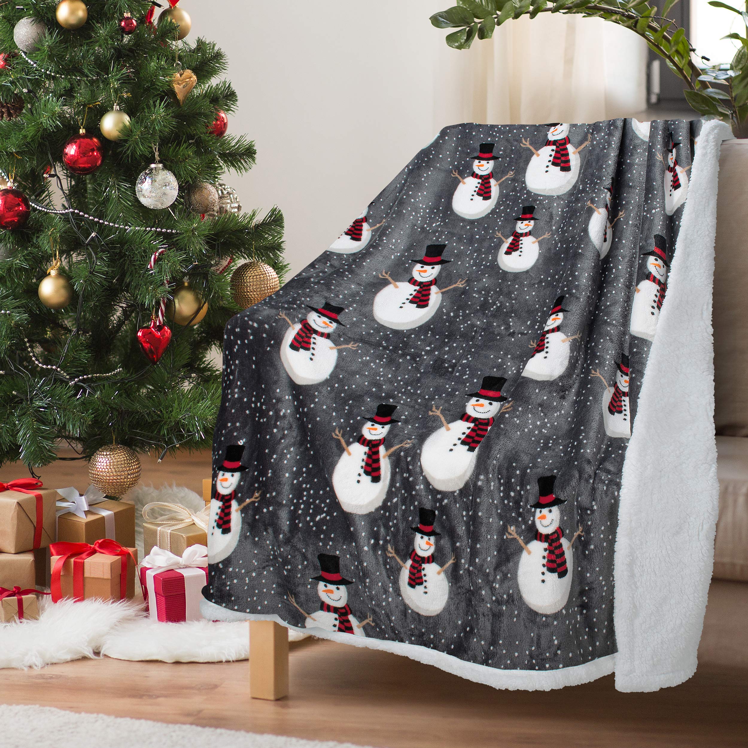 Christmas Throw Sherpa Blanket 50' X 60' Snow Man Pattern, Super Soft Fluffy Sherpa Throw Tv Blanket Decorative Blanket For Be