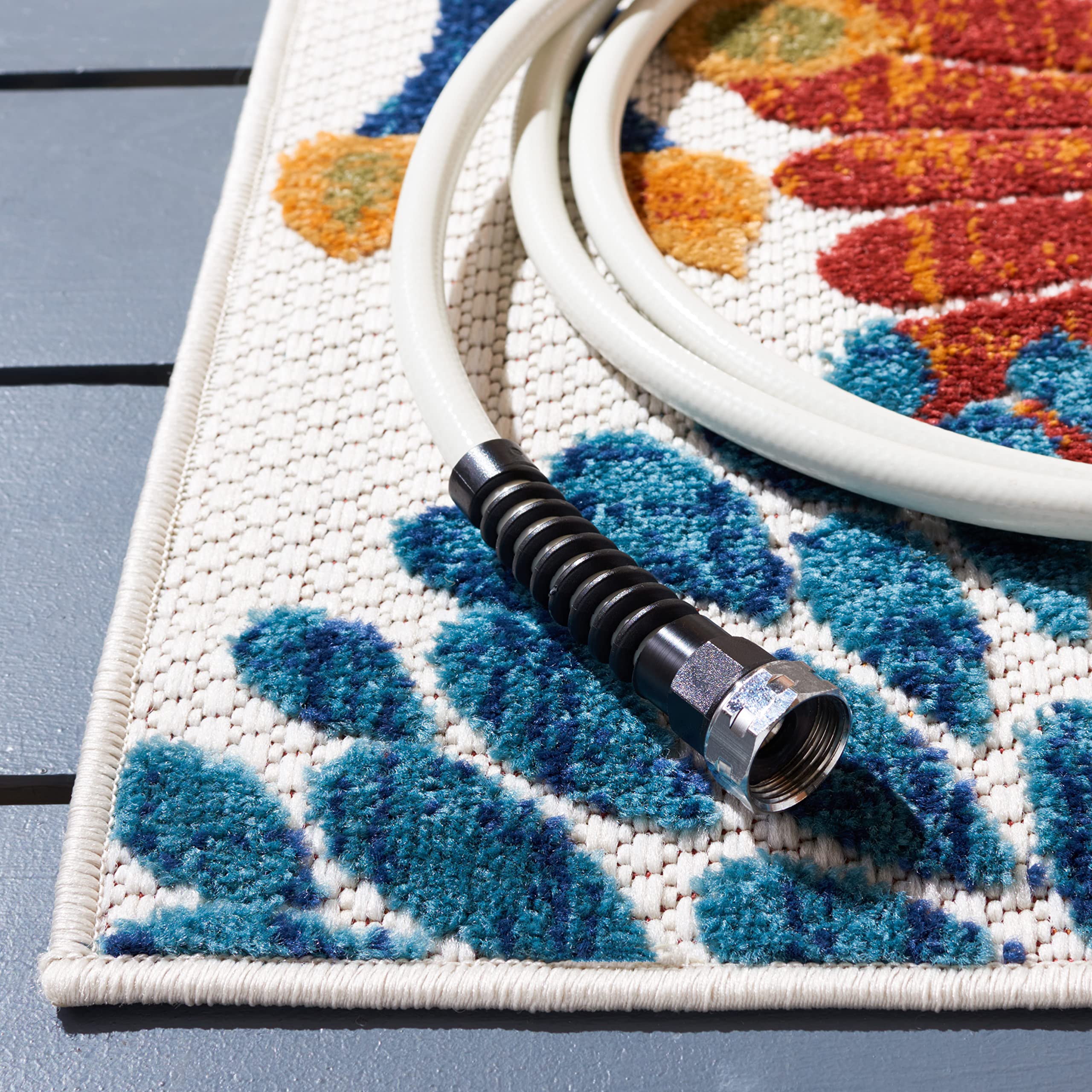 Safavieh Cabana Collection Runner Rug - 2' X 6', Creme & Red, Floral Design, Non-Shedding & Easy Care, Indoor/Outdoor & Washable-Ideal For Patio, Backyard, Mudroom (Cbn832A)