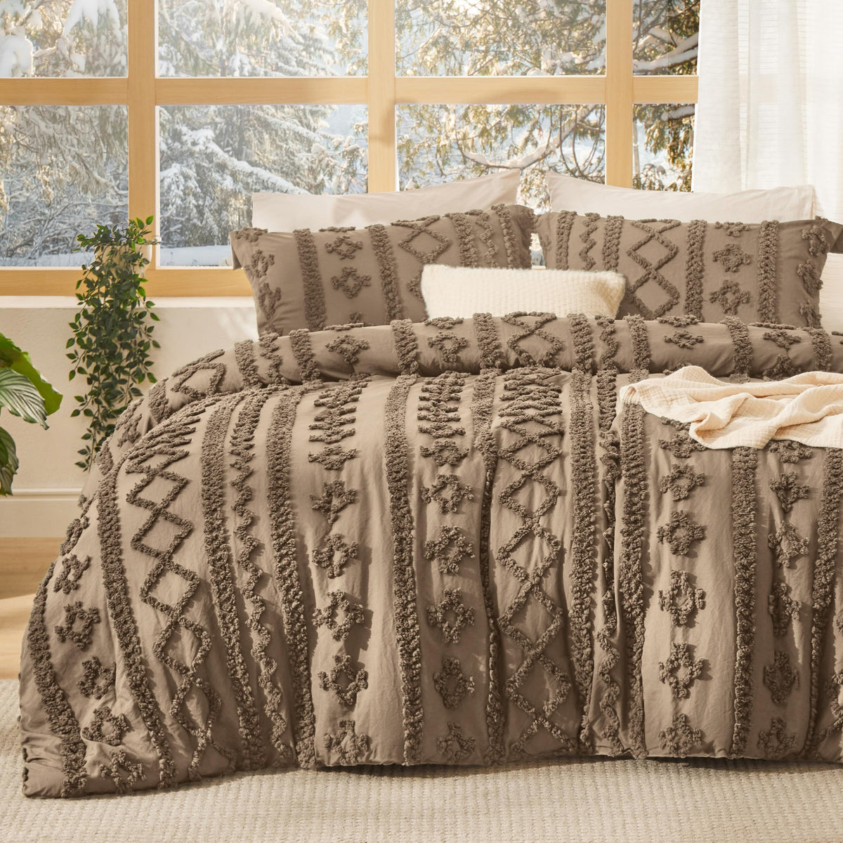 Bedsure Tufted Boho Comforter Set California King - Brown Boho Bedding Comforter Set, 3 Pieces Farmhouse Shabby Chic Embroidery