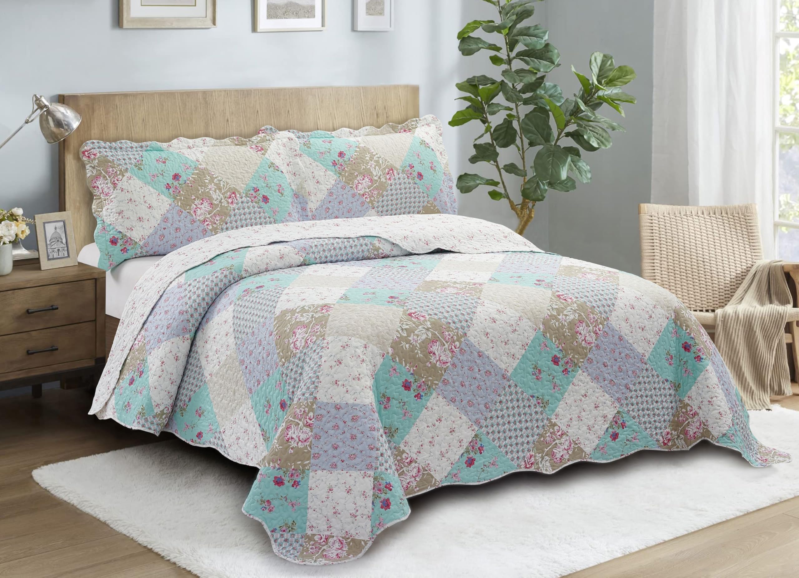 Brilliant Sunshine Blue And Green Rose Quilt Set, 3-Piece Bedding Sets With 2 King Pillow Shams, Washable And Reversible Bedspread, Soft Lightweight Coverlet, All-Season, King/Cal King