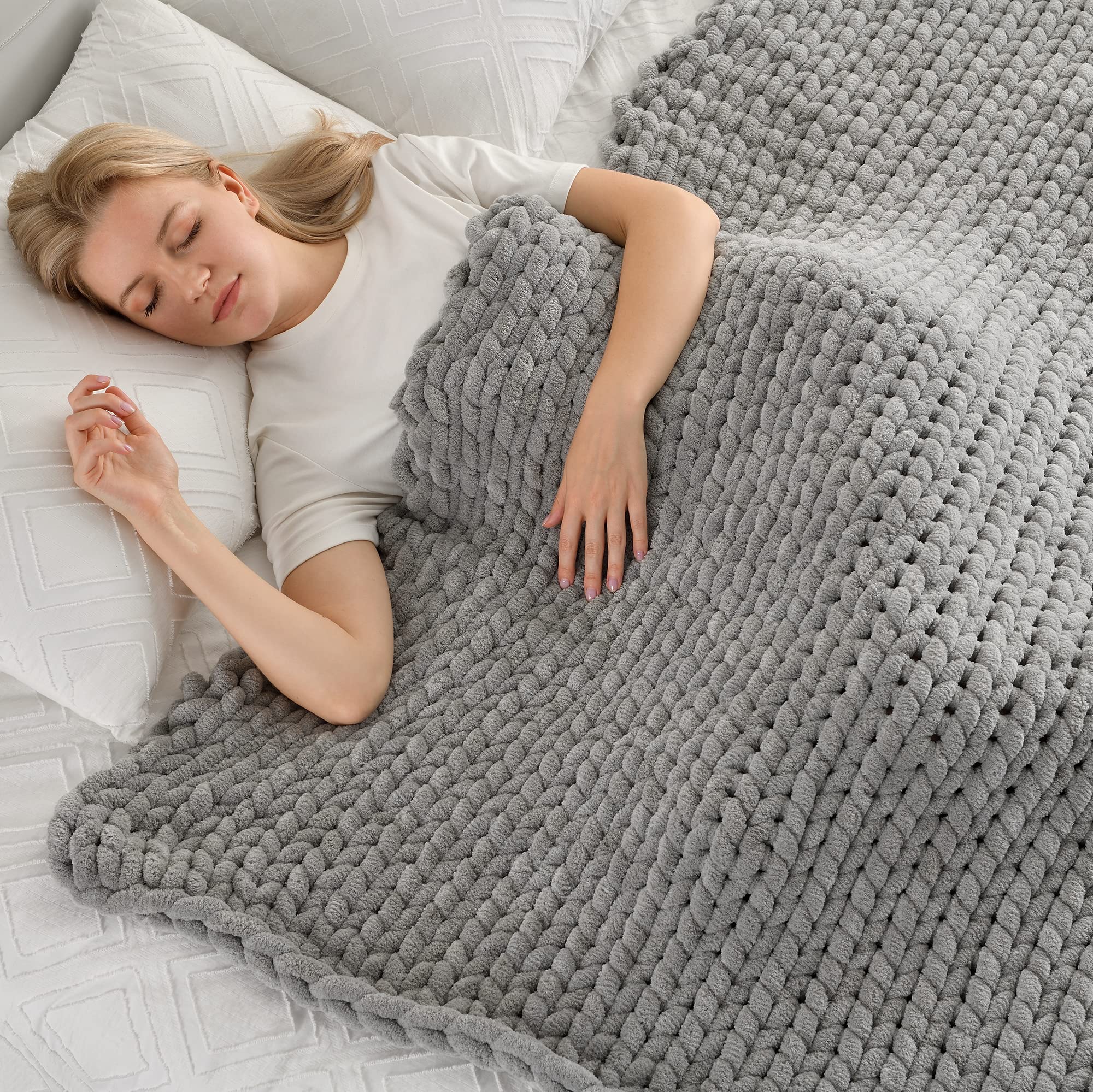 Maetoow Tighter Version Chenille Chunky Knit Blanket Throw (40  50 Inch), Handmade Warm & Cozy Blanket Couch, Bed, Home Decor, S