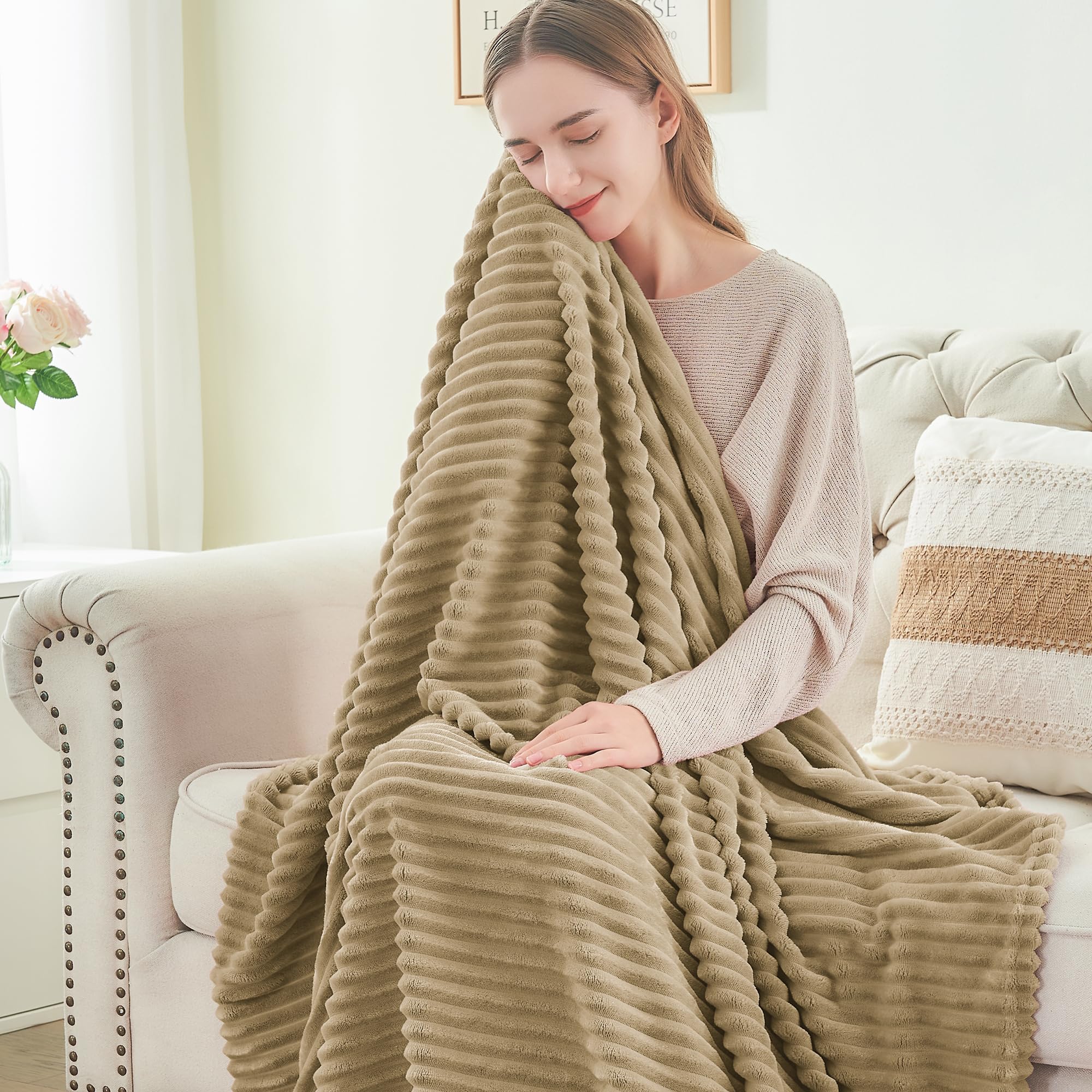 Bedelite Fleece Blanket King Size - 3D Ribbed Jacquard Soft And Warm Decorative Fuzzy Blankets - Cozy, Fluffy, Plush Lightweight