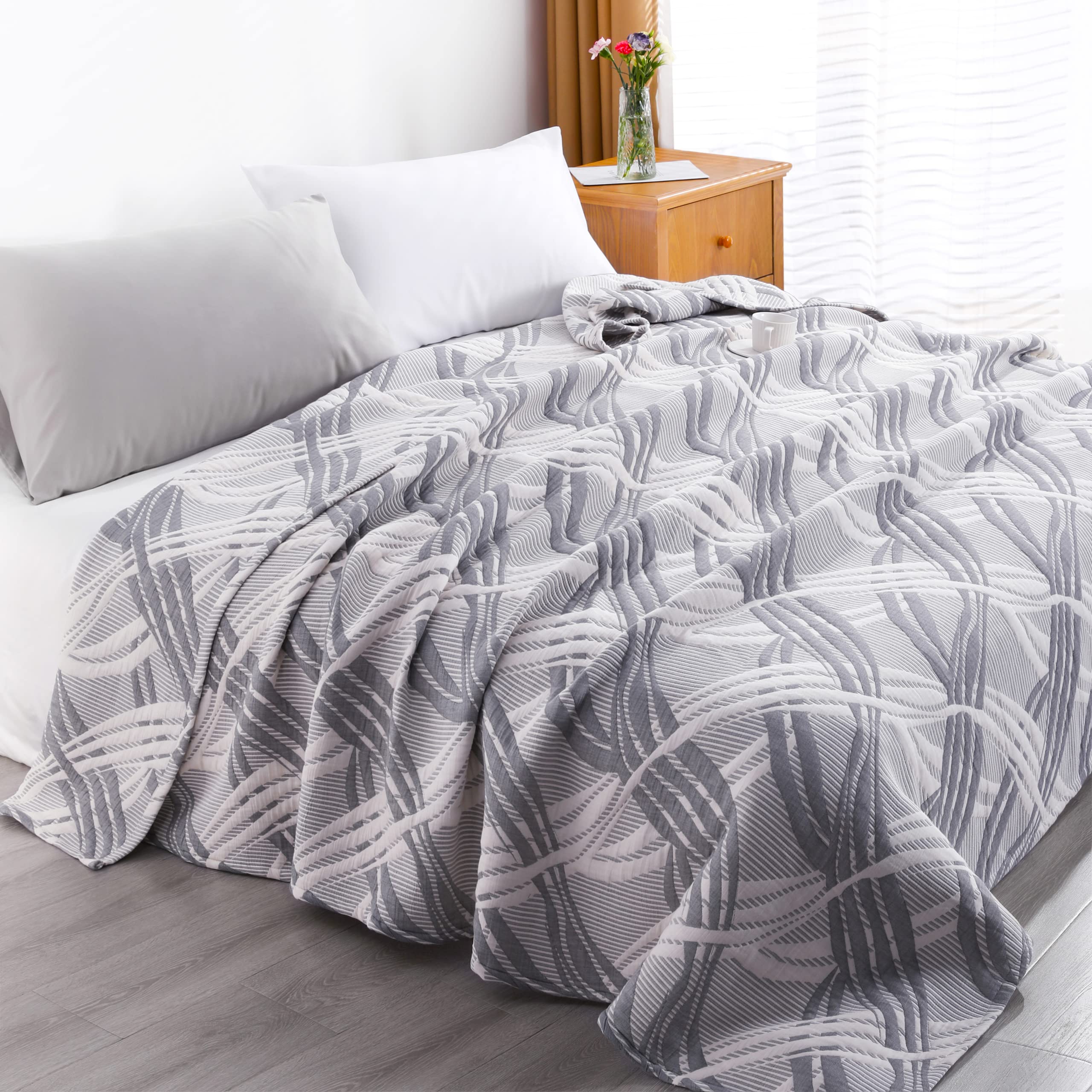 Ntbay 3 Layers Cotton Muslin 88X92 Queen Bed Blanket, Super Soft Breathable Thermal Yarn Dyed Quilt For Adults, Perfect Lightwei