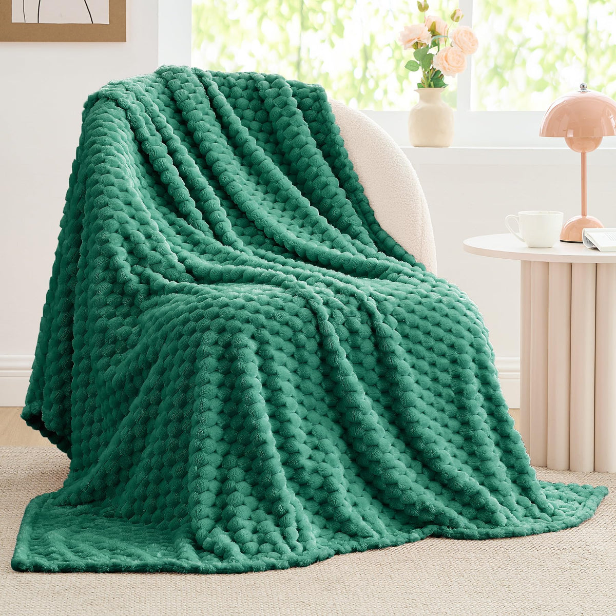 Bedelite Fleece Throw Blanket For Couch & Bed - 3D Jacquard Decorative Dark Green Blanket, Super Soft And Cozy Warm Fuzzy Blanke
