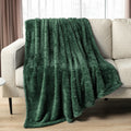 Pavilia Sherpa Throw Blanket For Couch Sofa, Emerald Green Fluffy Warm Plush Blanket For Twin Bed, Cozy Super Soft Lightweight T