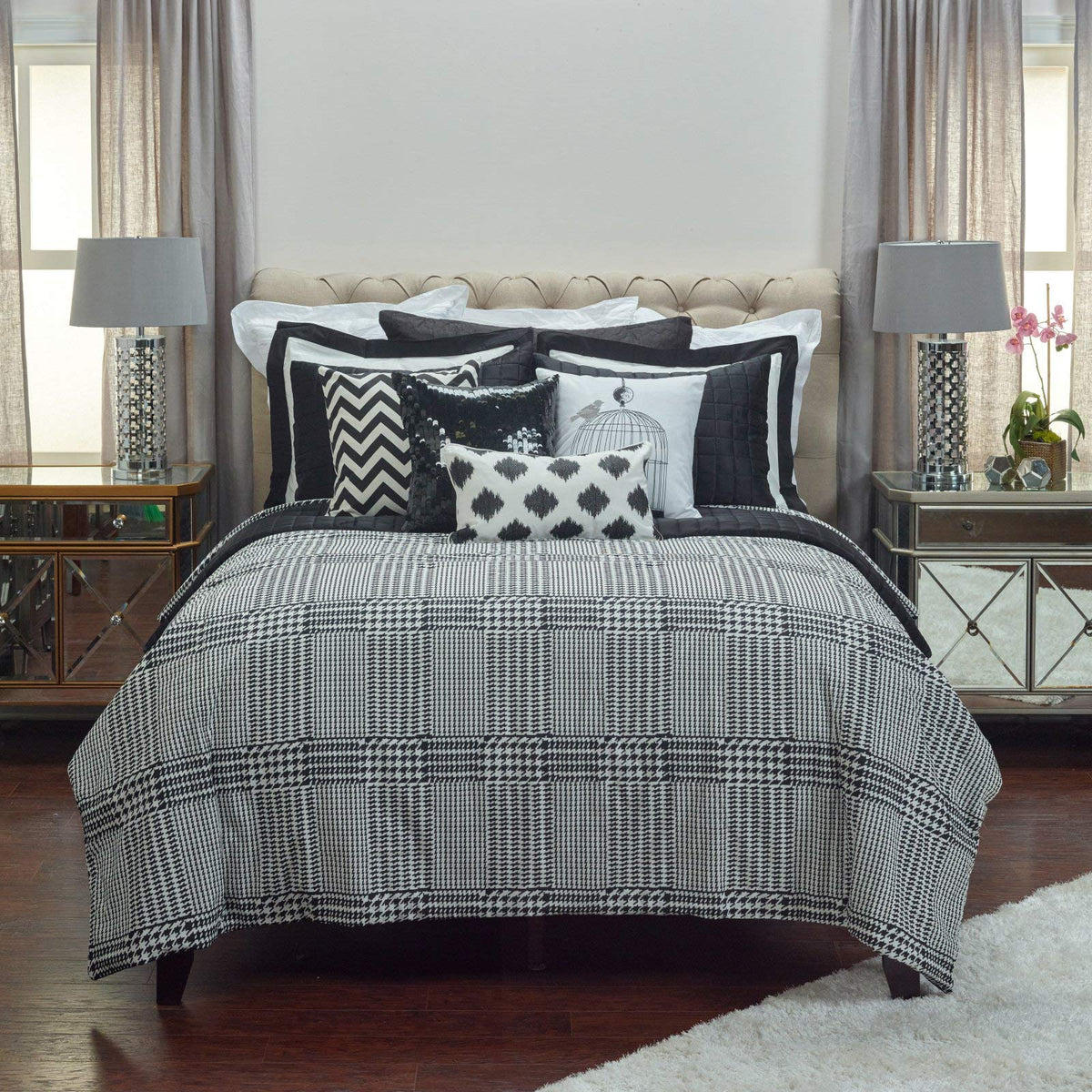 Rizzy Home | BT1282 | Polyester Comforter | 68&quot;x86&quot; Black/White/Nuetral Houndstooth