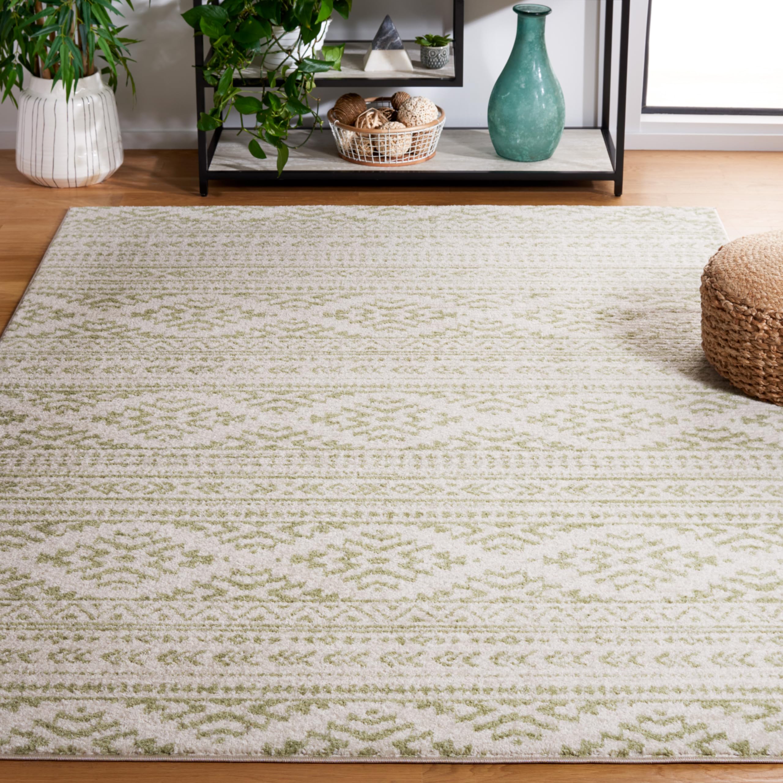 SAFAVIEH Tulum Collection Area Rug - 53 x 76, Ivory & Sage, Moroccan Boho Tribal Design, Non-Shedding & Easy Care, Ideal for H