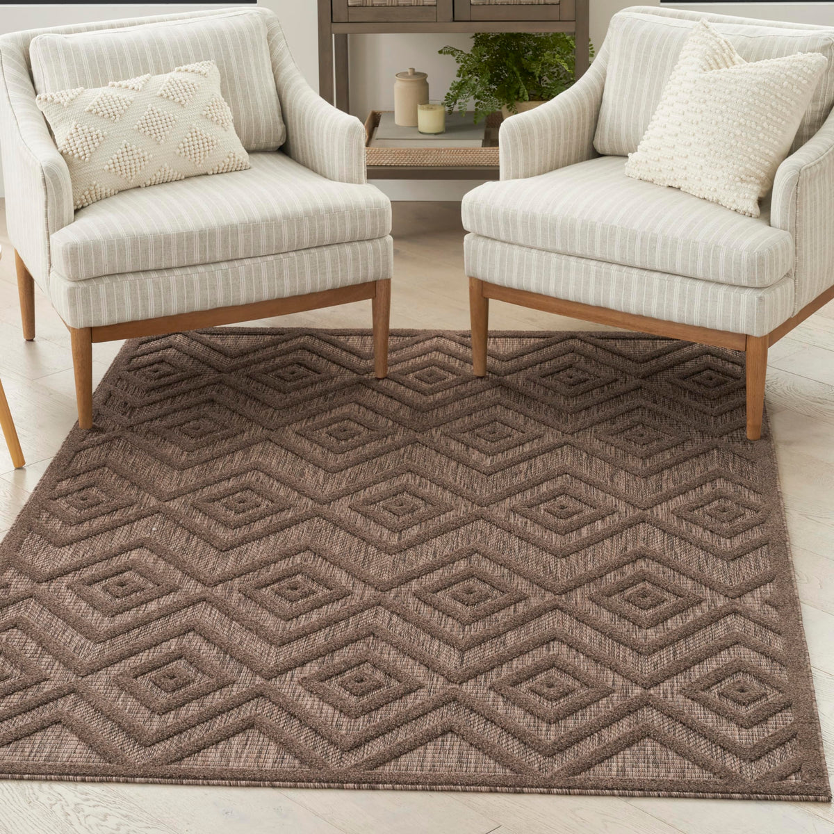 Nourison Versatile Indoor/Outdoor Brown 5' X 7' Area Rug, Easy Cleaning, Non Shedding, Bed Room, Living Room, Dining Room, Backyard, Deck, Patio (5X7)