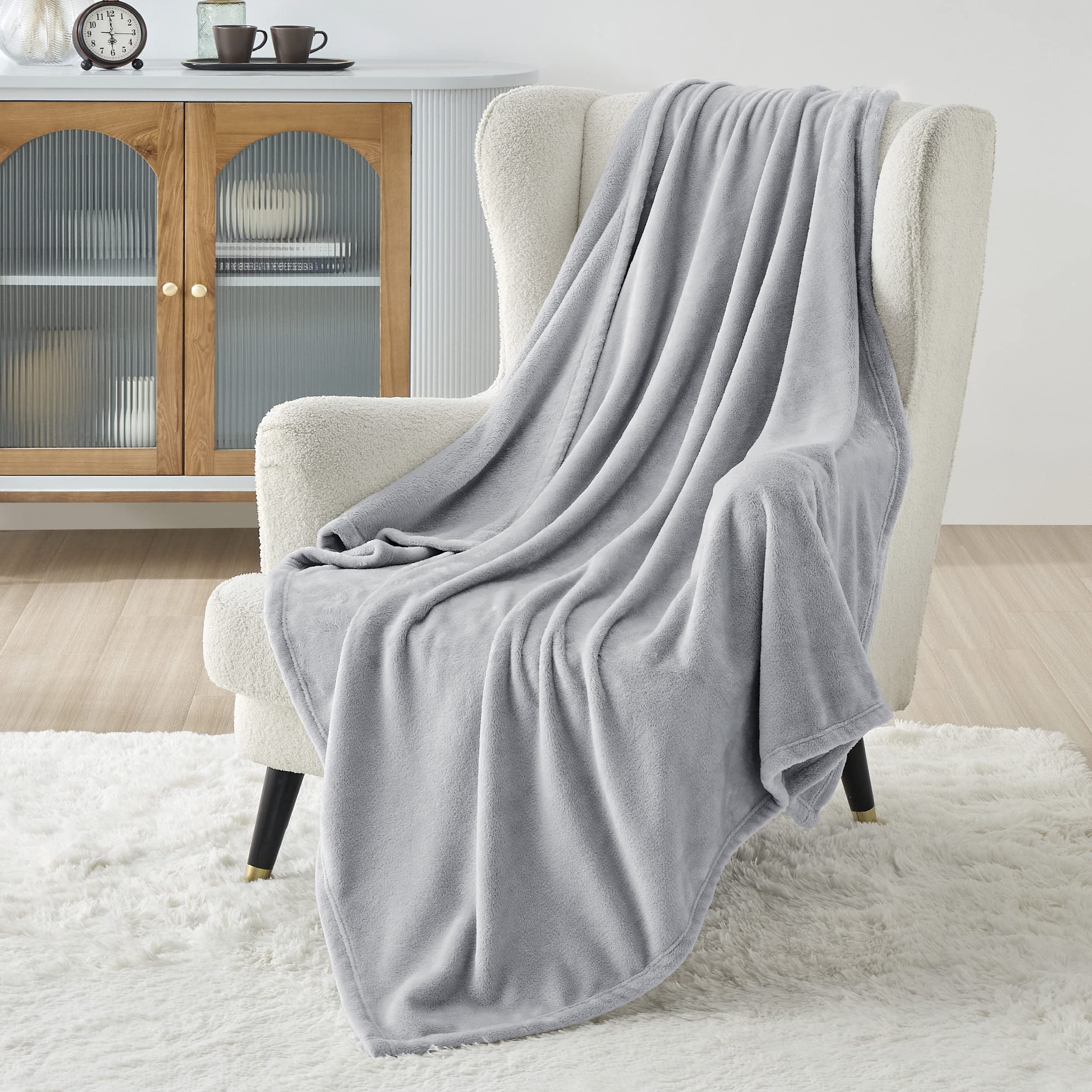 Bedsure Fleece Blanket Throw Blanket - Light Grey Lightweight Blankets For Sofa, Couch, Bed, Camping, Travel - Super Soft Cozy M