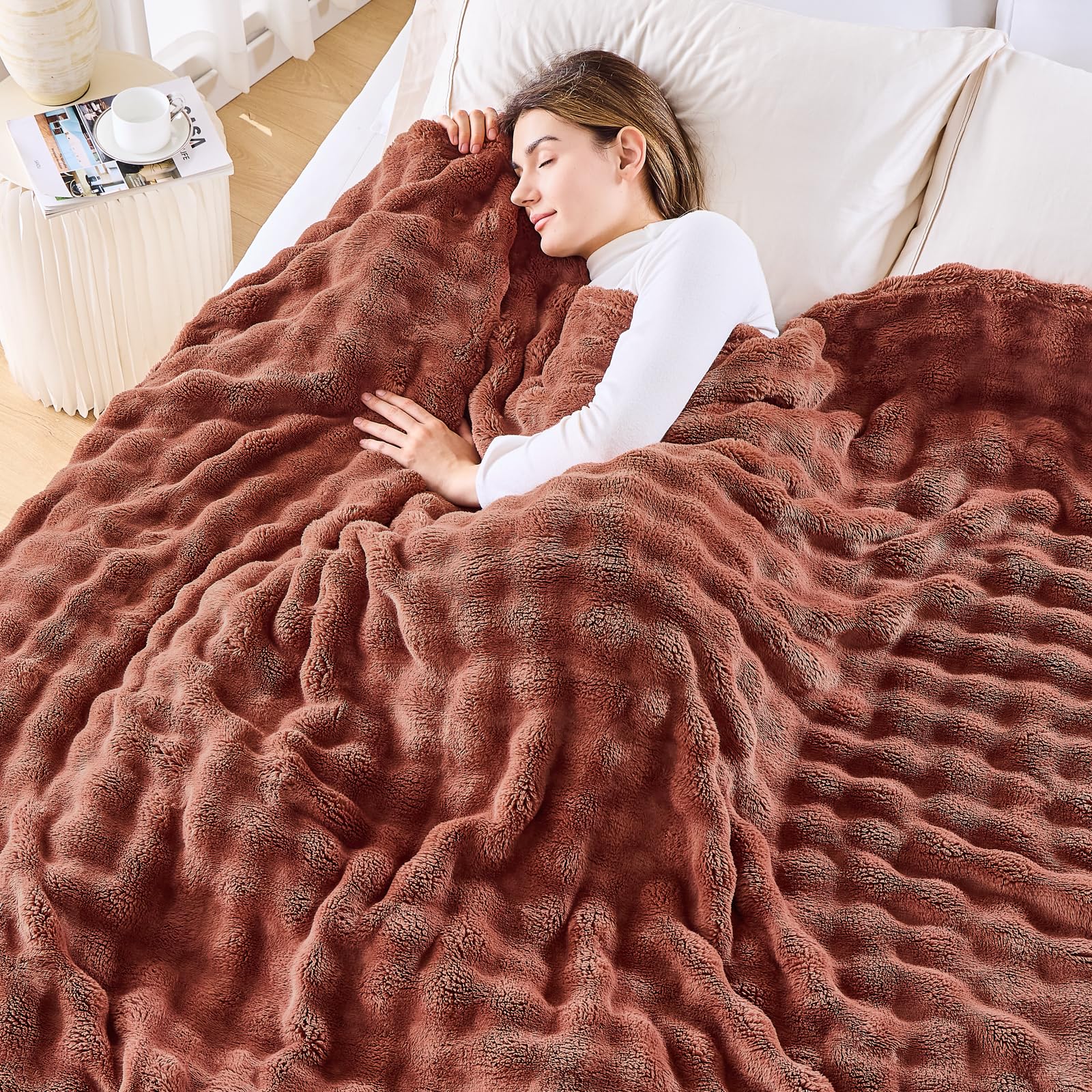 Newcosplay Queen Blanket For Couch Coffee Super Soft Flannel Fleece 3D Bubble Lightweight Bed Blanket All Season Use (Coffee, Qu