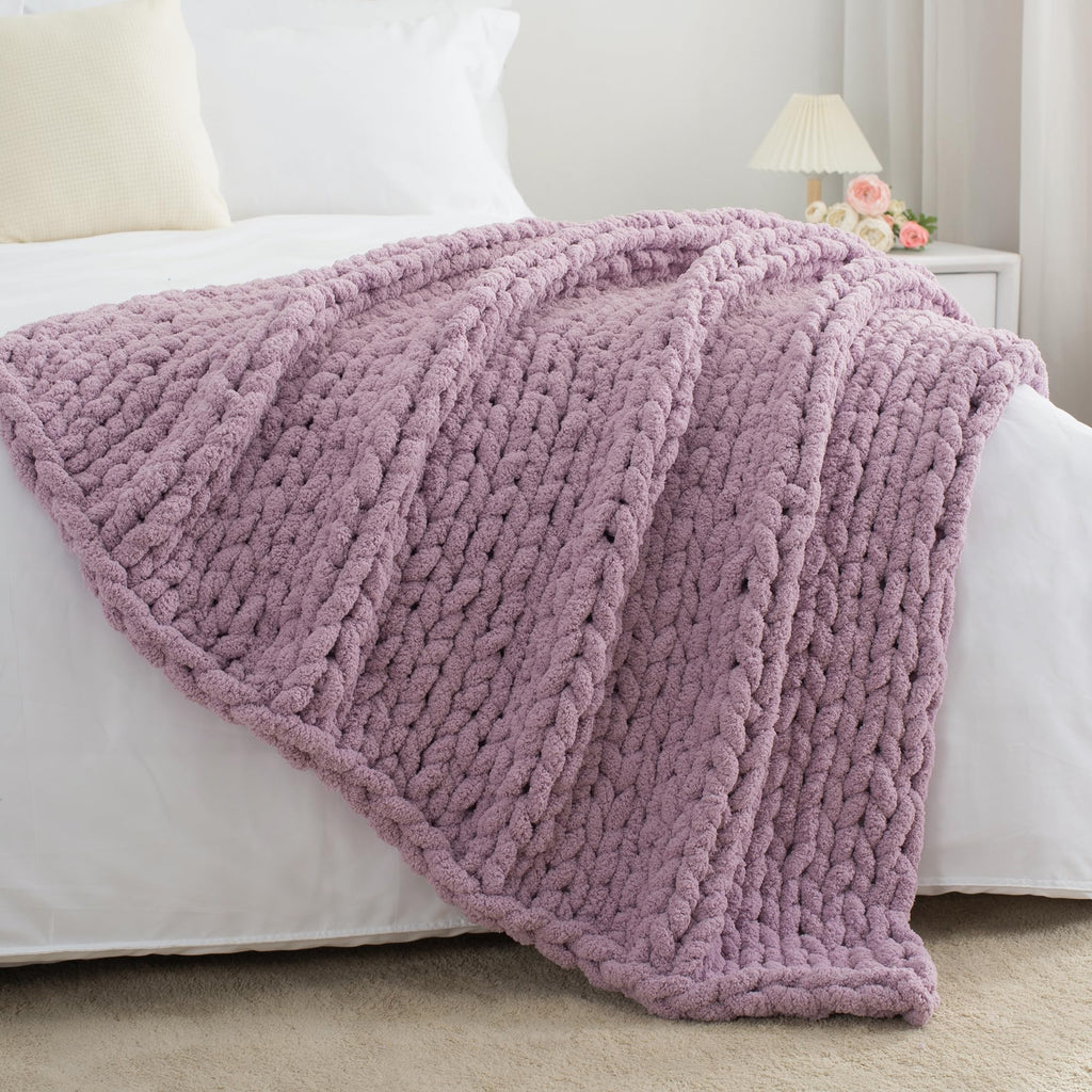Carriediosa Chunky Knit Throw Blanket 50'' X 60'', 100% Hand Made Large Chenille Loop Yarn Soft Fluffy Throws For Couch Sofa Bed