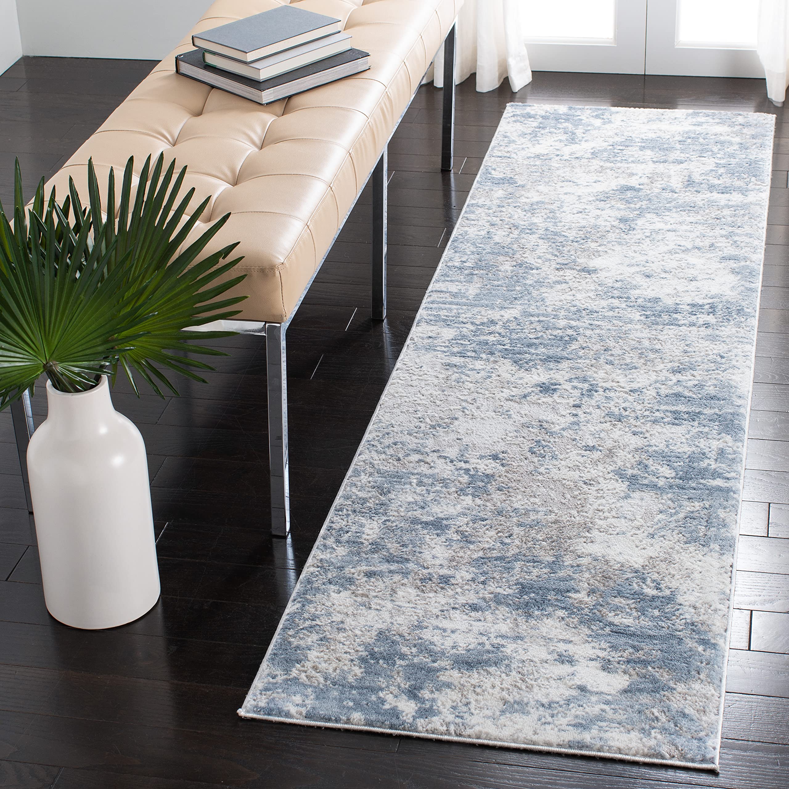 SAFAVIEH Amelia Collection Runner Rug - 22 x 16, Grey & Blue, Modern Abstract Design, Non-Shedding & Easy Care, Ideal for High