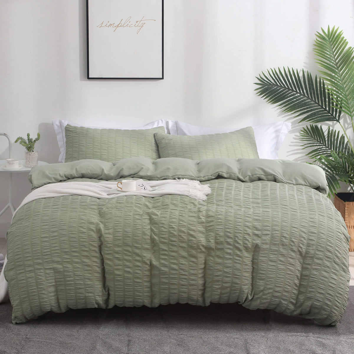 Avelom Green Duvet Cover Queen(90 X 90 Inches), 3 Pieces (1 Duvet Cover, 2 Pillow Cases),Seersucker Tripe Soft Washed Microfiber
