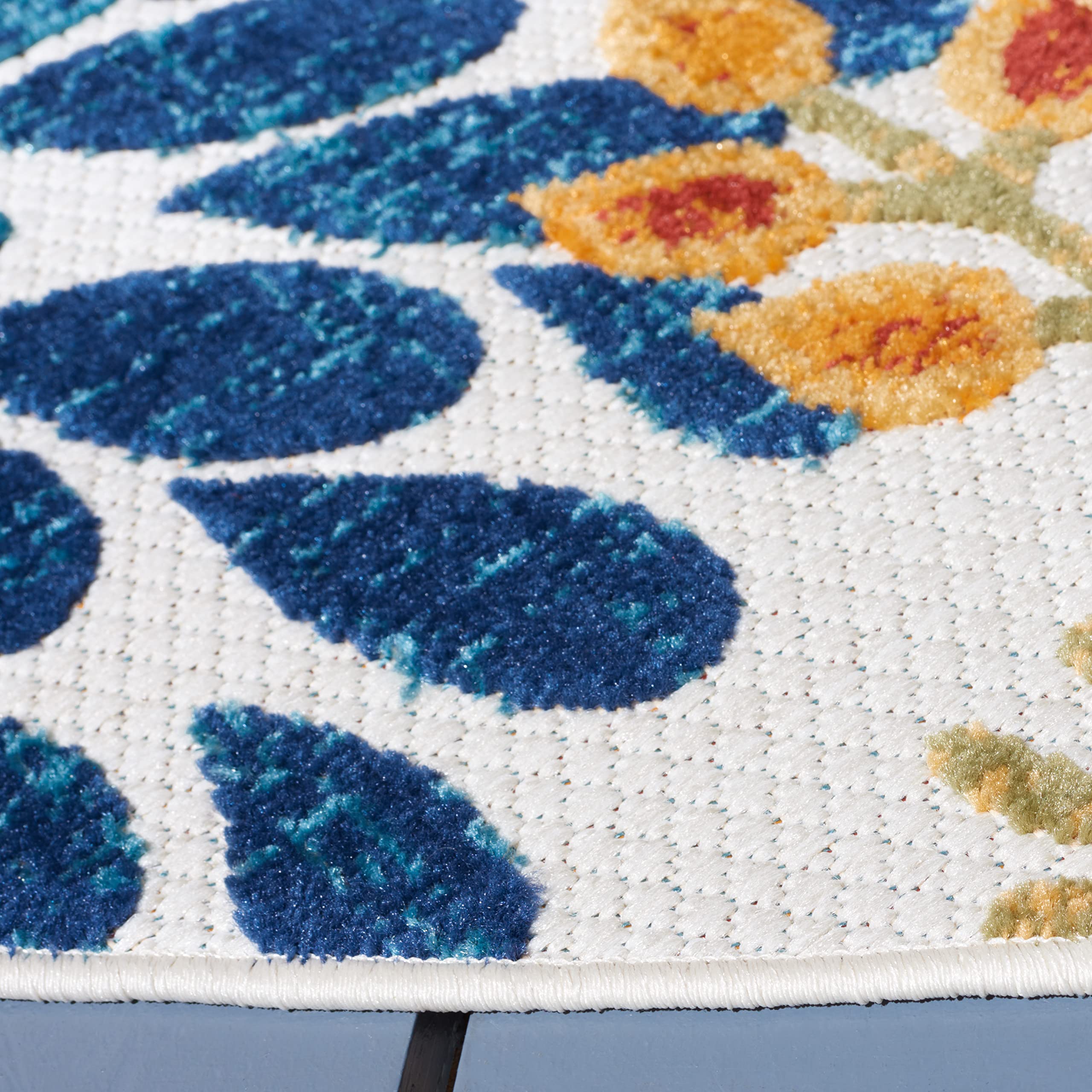 Safavieh Cabana Collection Area Rug - 6'7' Round, Creme & Red, Floral Design, Non-Shedding & Easy Care, Indoor/Outdoor & Washable-Ideal For Patio, Backyard, Mudroom (Cbn832A)