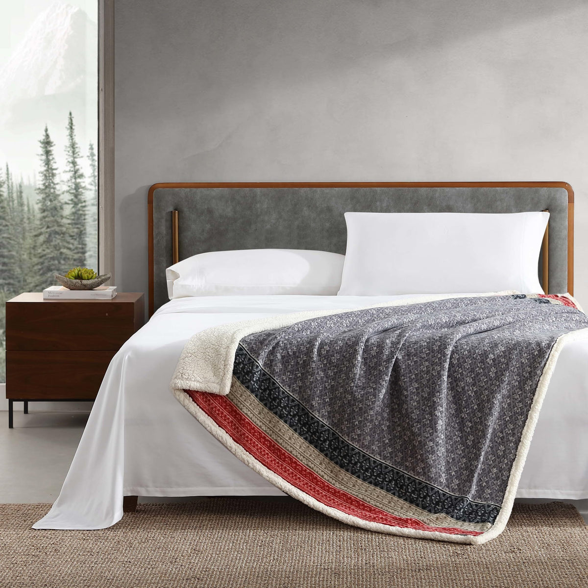Eddie Bauer - Throw Blanket, Brushed Fleece Bedding With Sherpa Reverse, Soft & Cozy Home Decor For Bed Or Couch (Fair Isle Dark