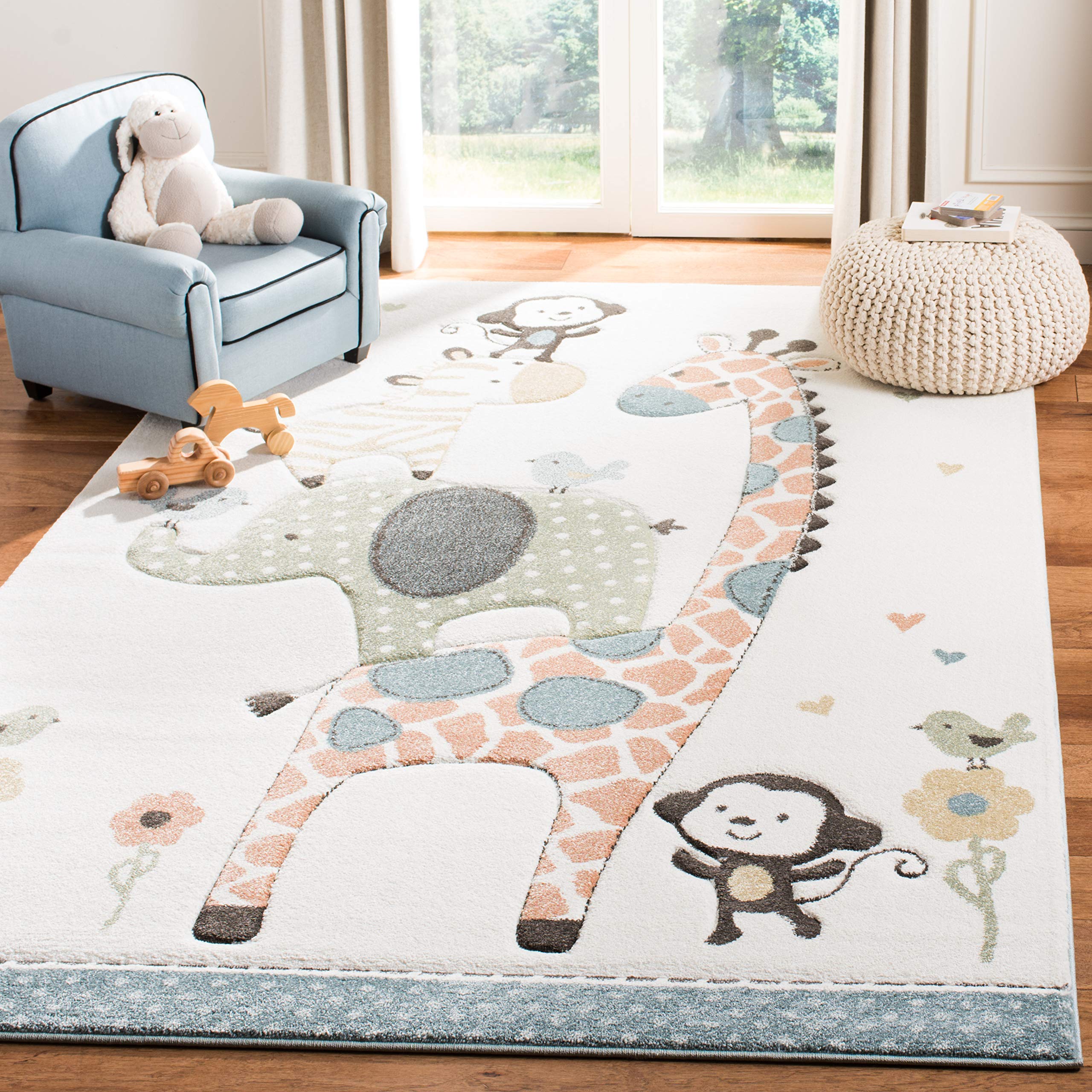 SAFAVIEH Carousel Kids Collection Area Rug - 53 x 76, Ivory, Animal Design, Non-Shedding & Easy Care, Ideal for High Traffic A