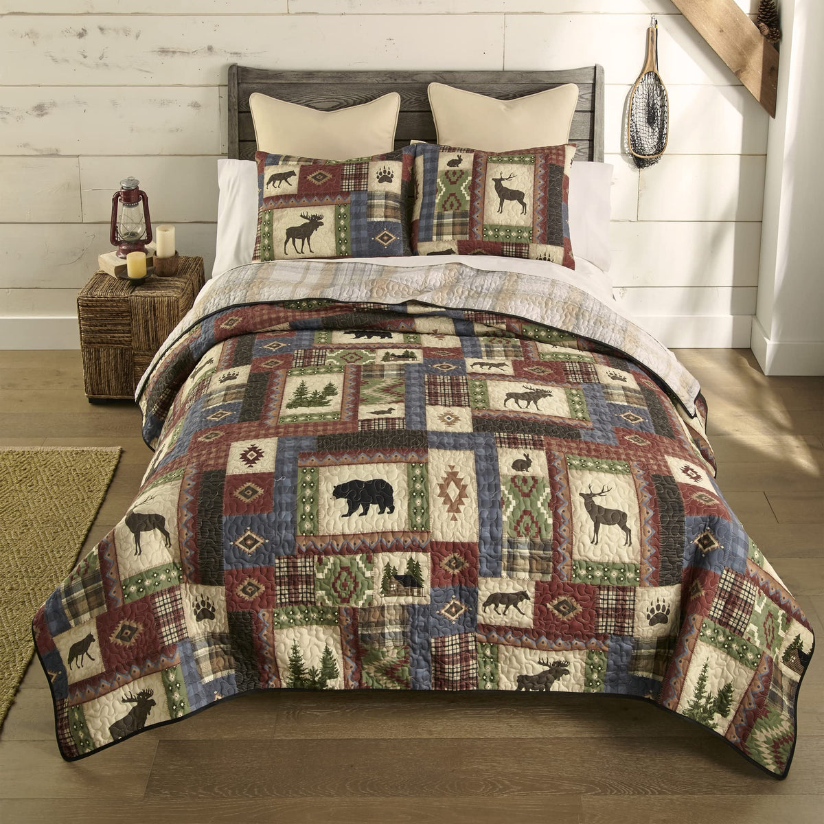 Donna Sharp King Bedding Set - 3 Piece - Forest Grove Lodge Quilt Set With King Quilt And Two King Pillow Shams - Machine Washab