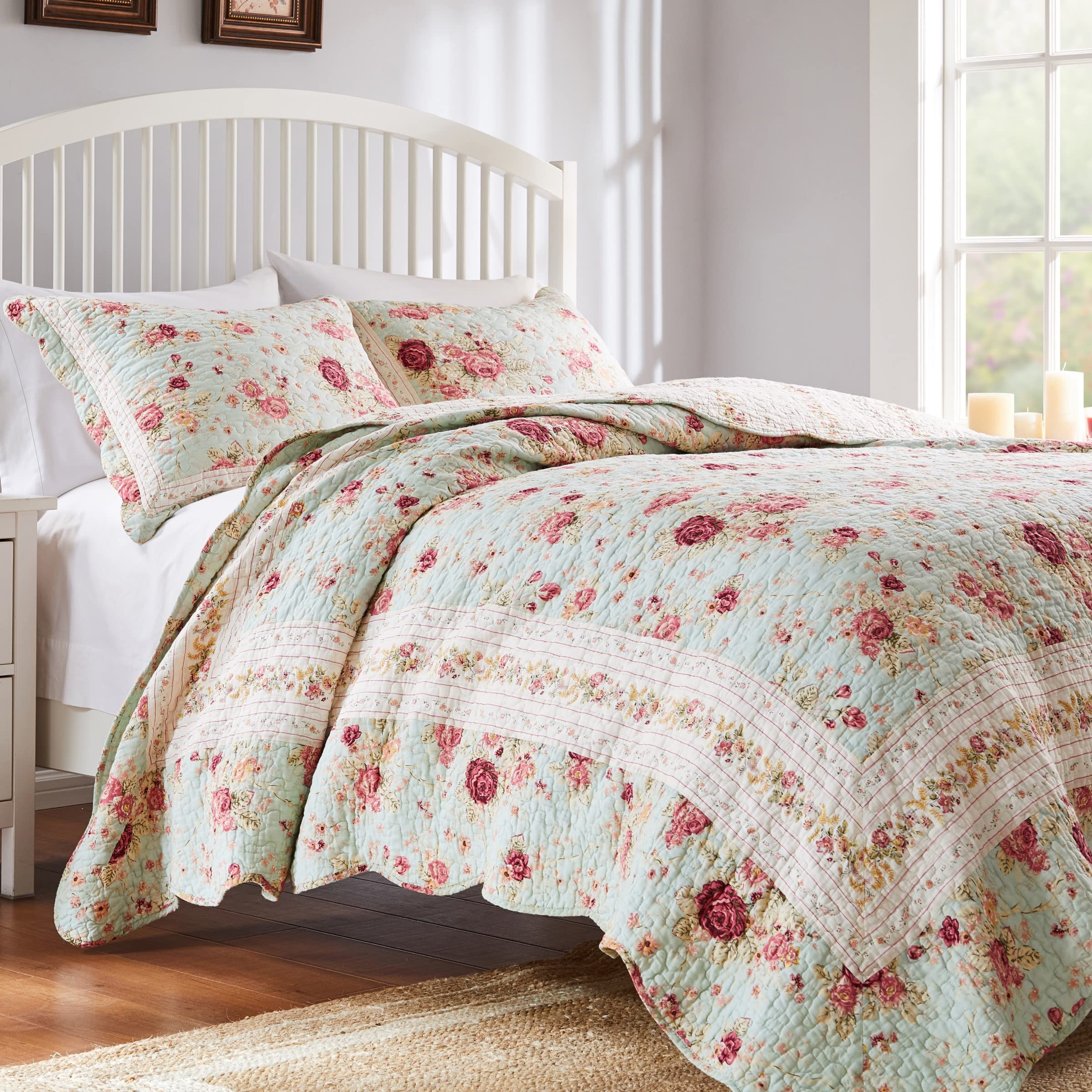 Greenland Home Antique Rose 100% Cotton Heirloom-Quality Quilt Set, 3-Piece Full/Queen, Blue