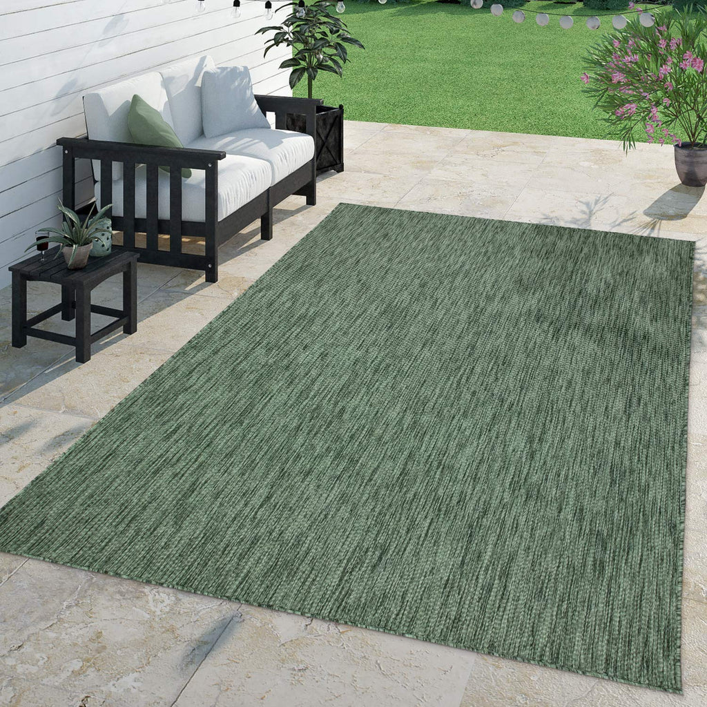 Solid Outdoor Rug For Patio Or Balcony Weatherproof In Mottled Green, Size: 2'8' X 4'11'
