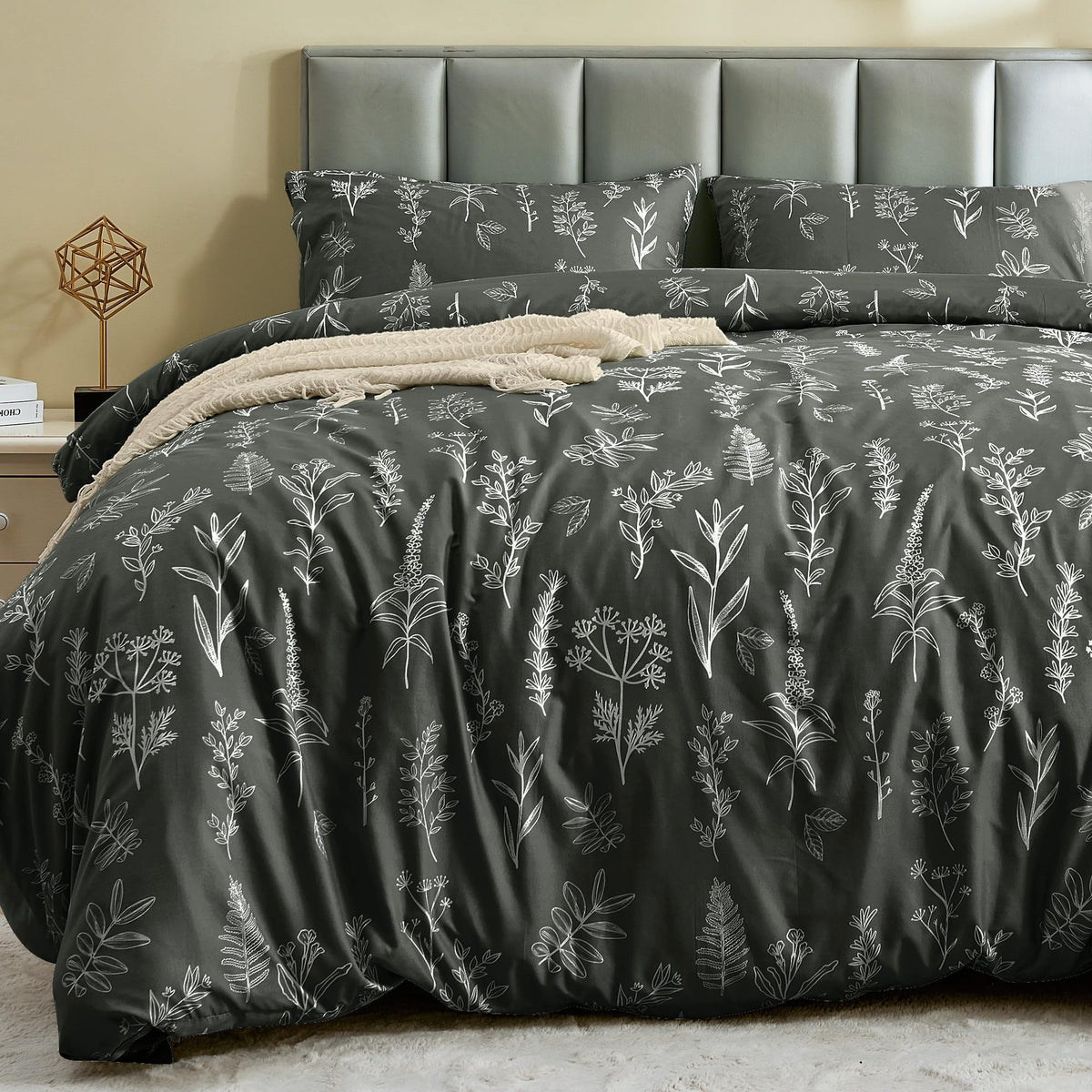 Muxhomo Duvet Cover King Size, Reversible Floral Dark Grey Duvet Cover Set With Zipper Closure, 3 Pieces Botanical Patterns Soft