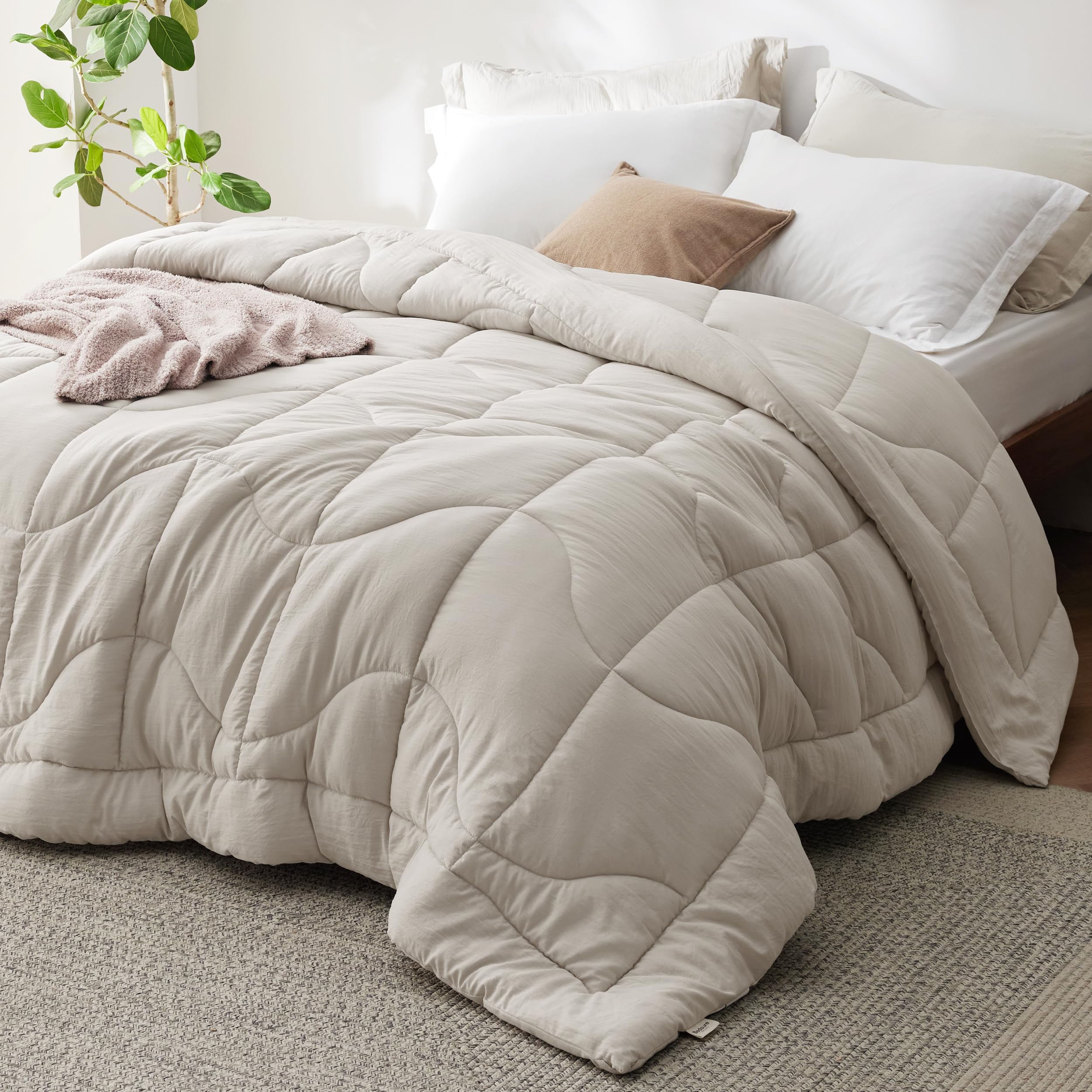 Bedsure California King Comforter - Down Alternative Comforter For All Season, Butterysoft Prewashed Duvet With 4 Tabs, Lightwei