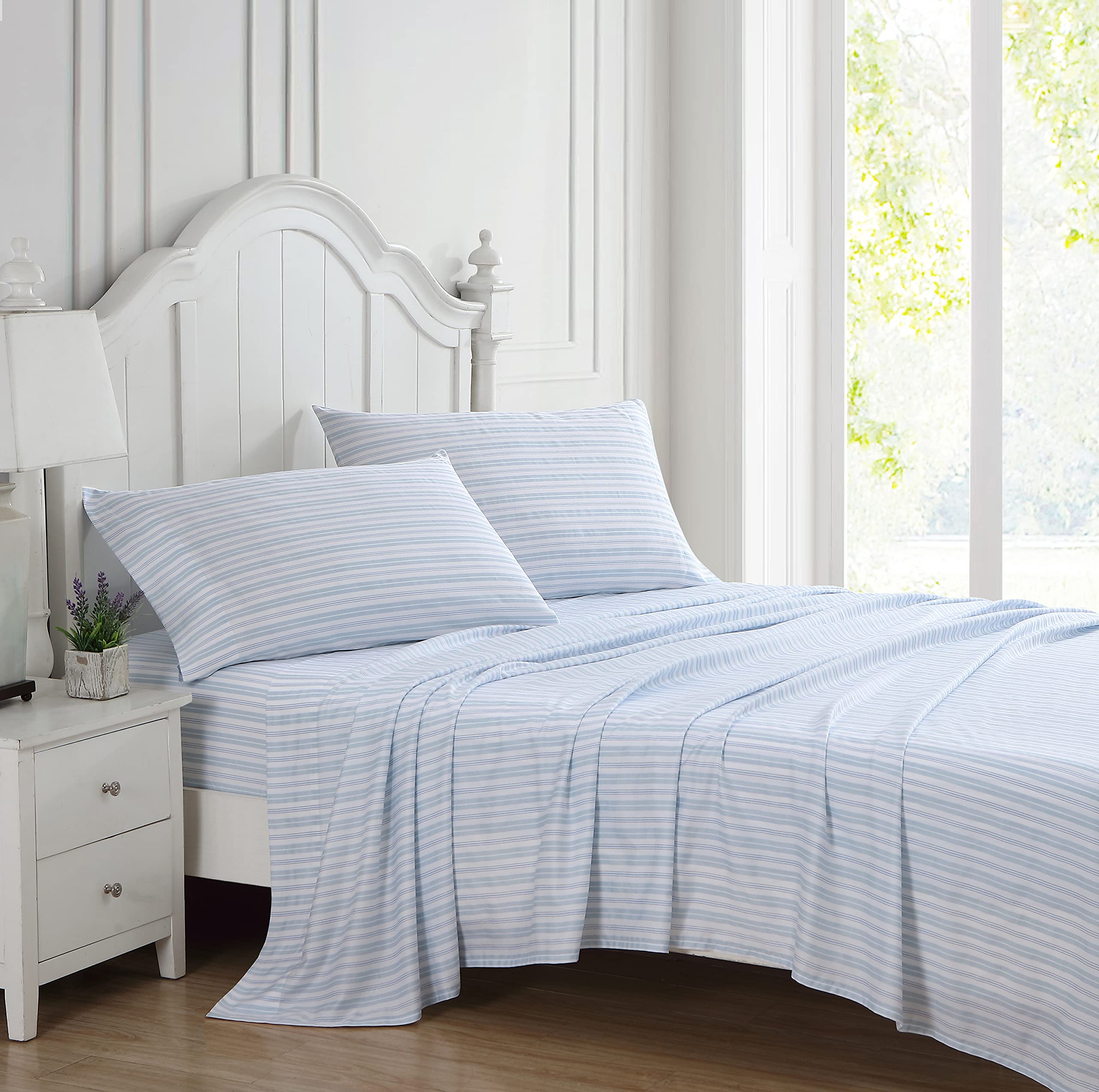 Laura Ashley Home - King Sheets, Soft Sateen Cotton Bedding Set - Sleek, Smooth, & Breathable Home Decor, Fern Blue