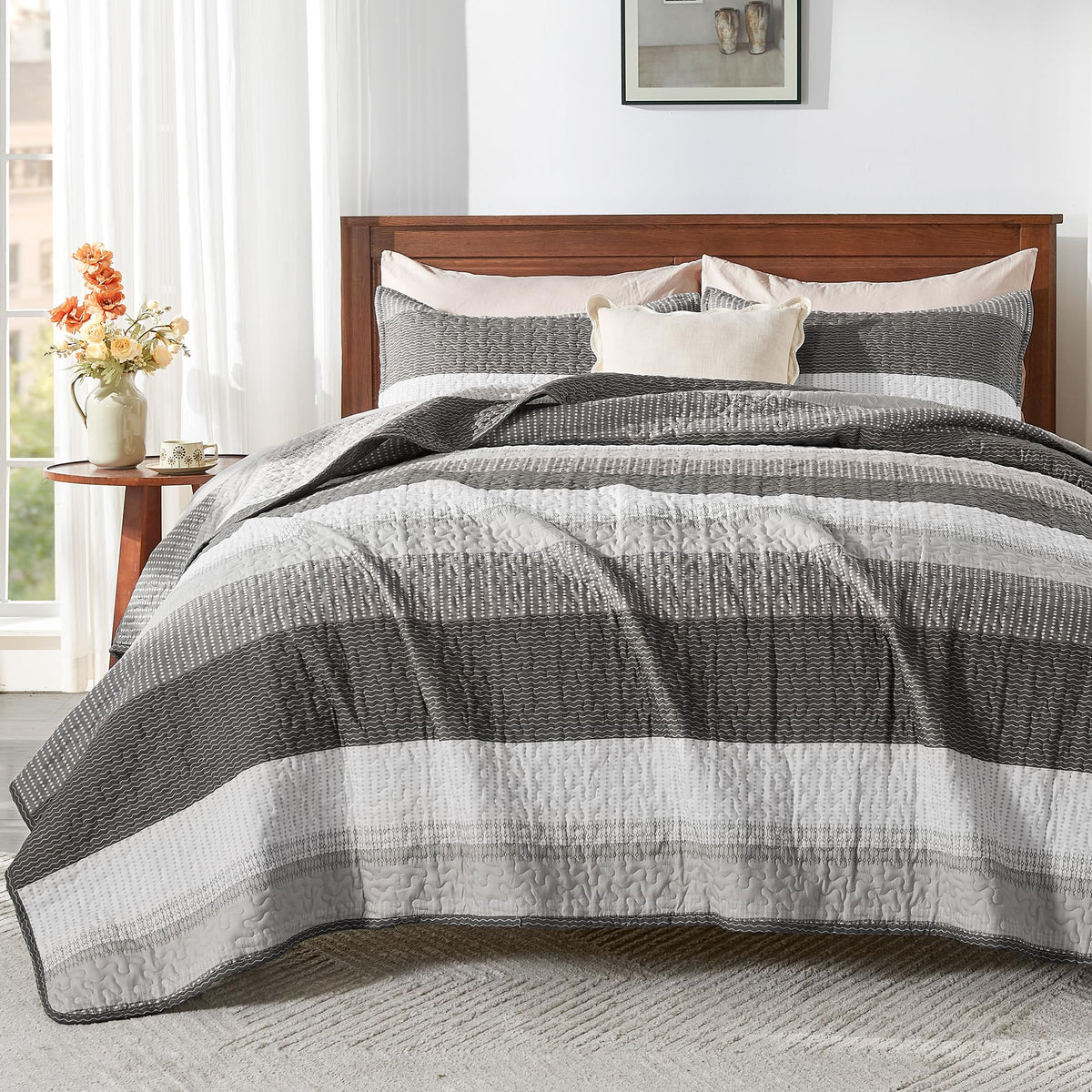 Andency California King Quilt Set - Dark Grey Lightweight Soft Quilt Cal King - Summer Bedspread California King Size - Bedding Coverlet For All Seasons (Includes 1 Quilt, 2 Pillow Shams)