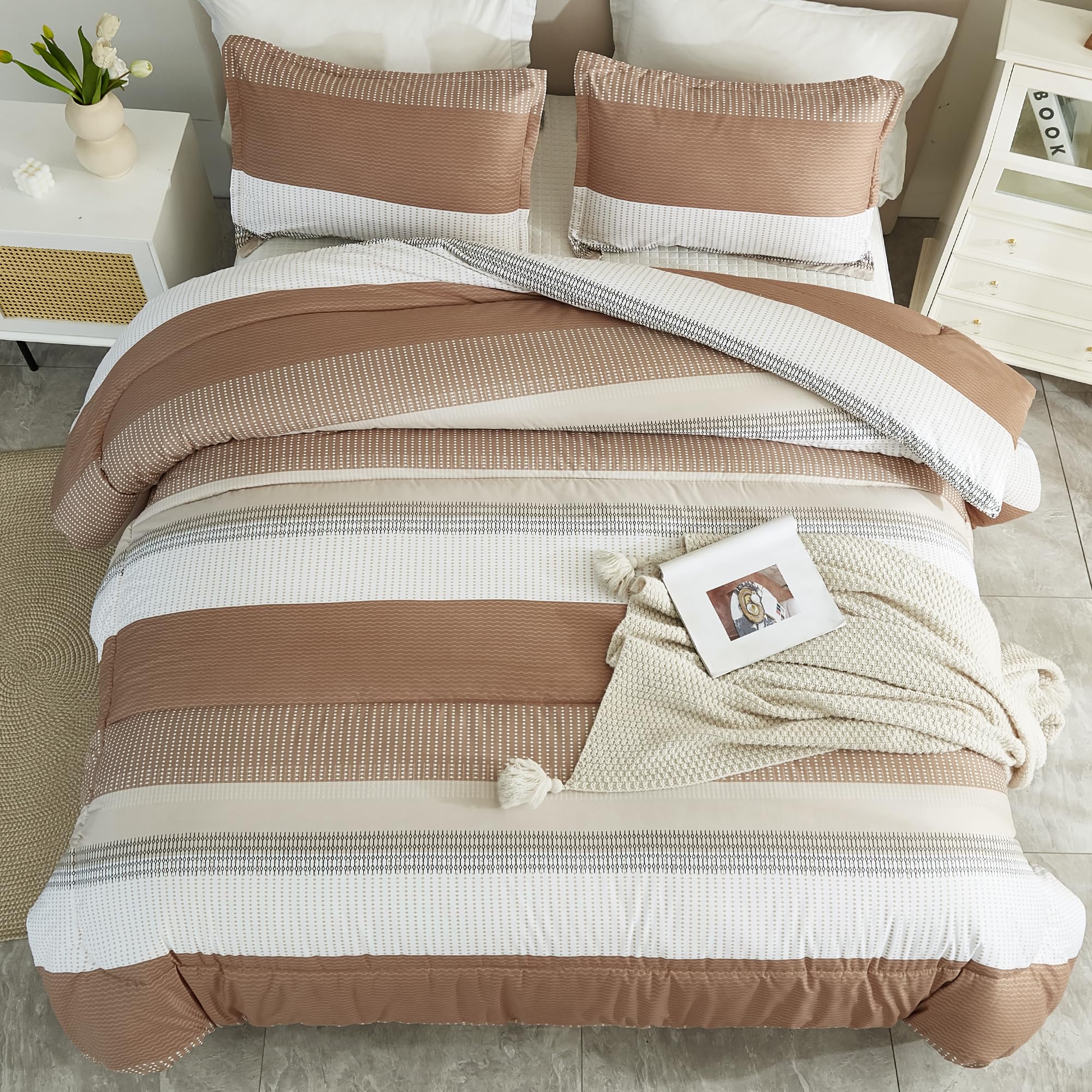 Litanika Full Size Comforter Sets Beige, 3 Pieces Lightweight Taupe Khaki White Colorblock Stripe Fluffy Bedding Comforter Sets,