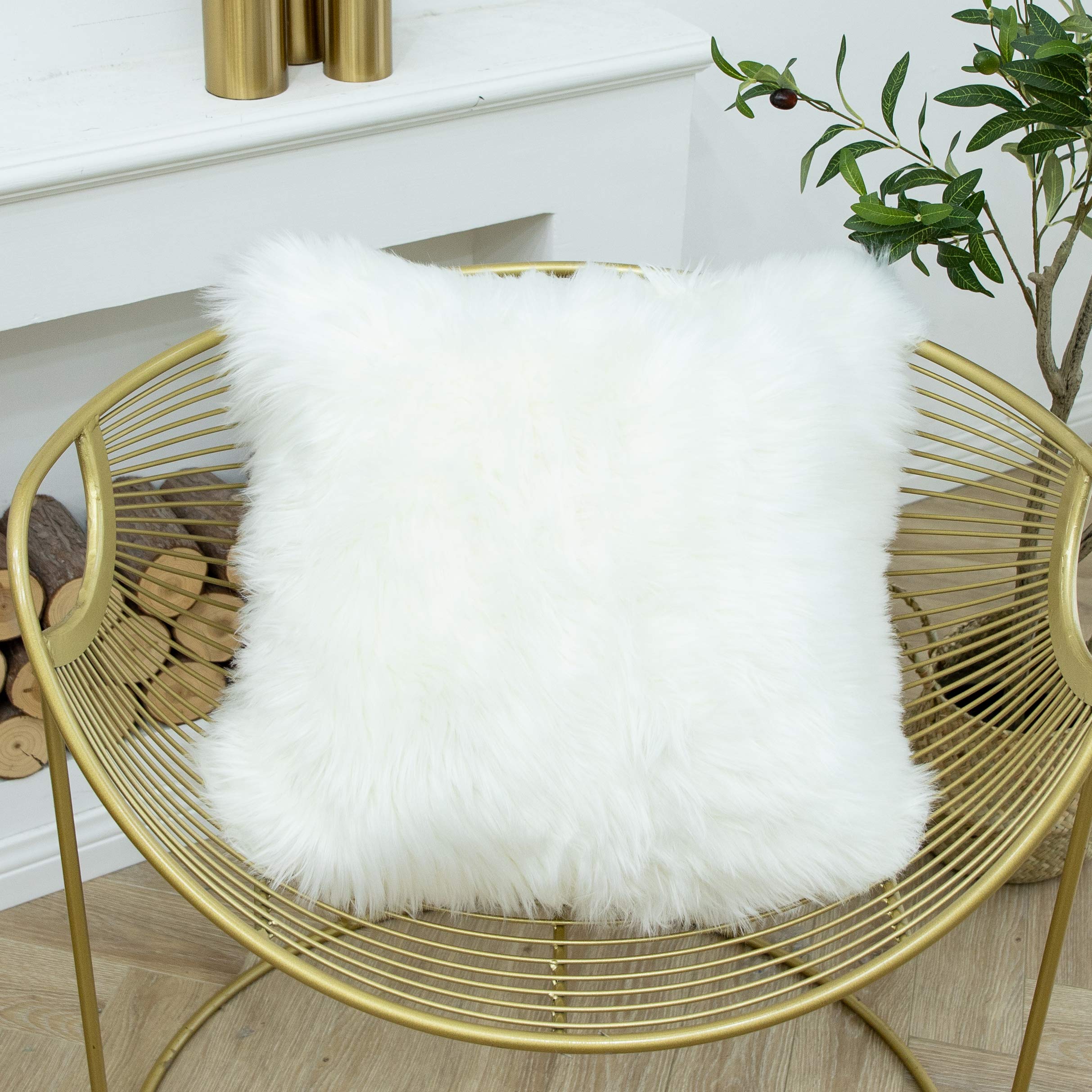 Ligicky Luxury Series Soft Faux Fur Throw Pillow Cover Decorative Square Plush Pillow Case Cushion Cover For Couch Sofa Bed, 18'
