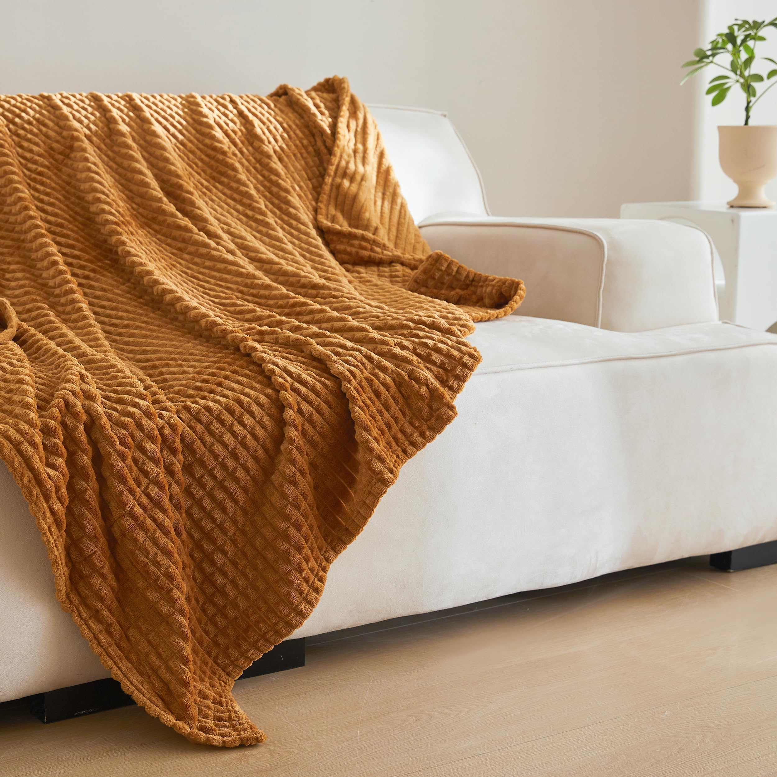 Simple&Opulence Fall Rust Throw Blanket For Couch-Super Soft Fluffy Blankets For Women 50X70 Inches Cozy Lightweight Fleece Blan