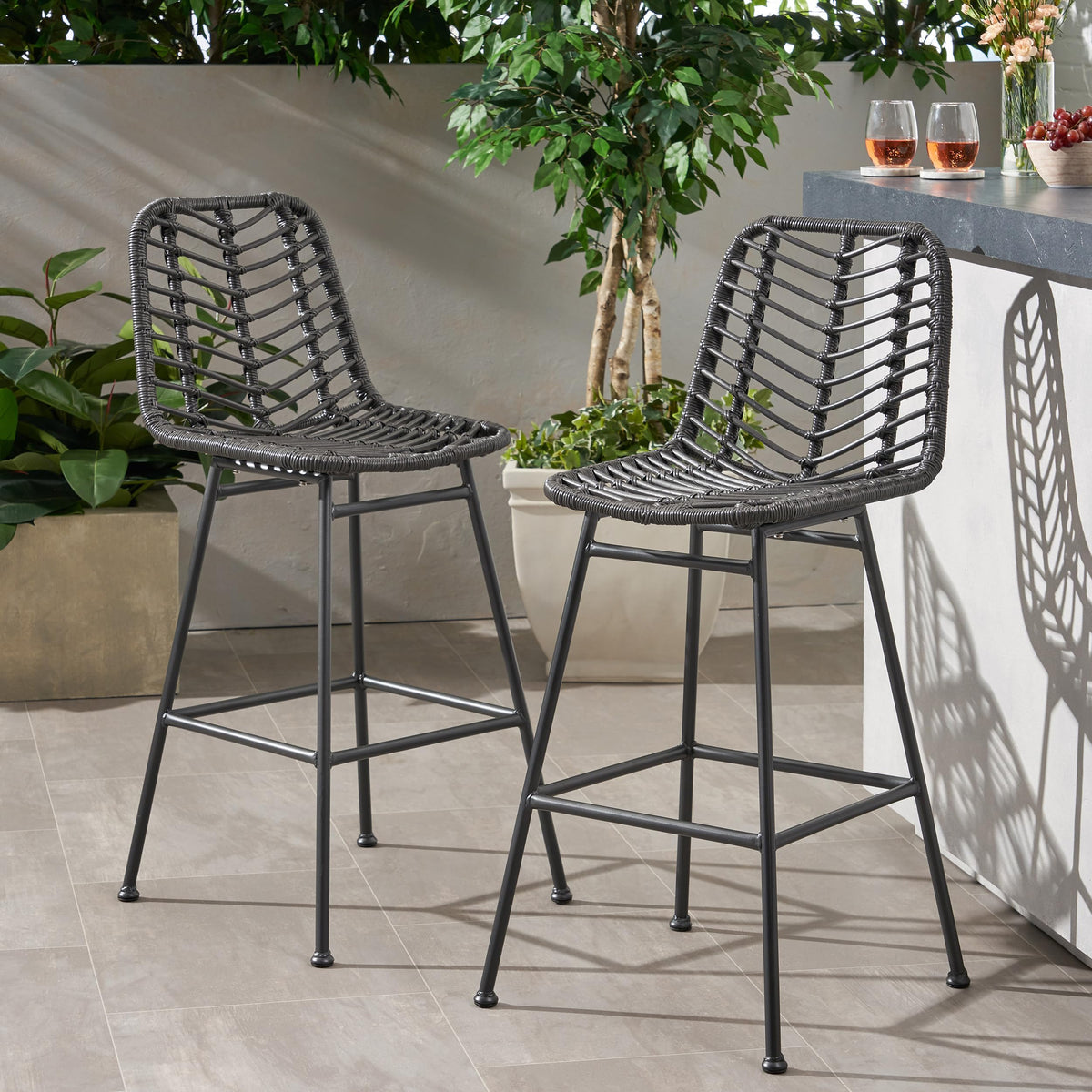 Rattan Bar Stools Set Of 2, Outdoor Wicker Barstools, Hand Woven Pe Rattan Hollow Back Armless Barstools, Height Outdoor Bar Sto