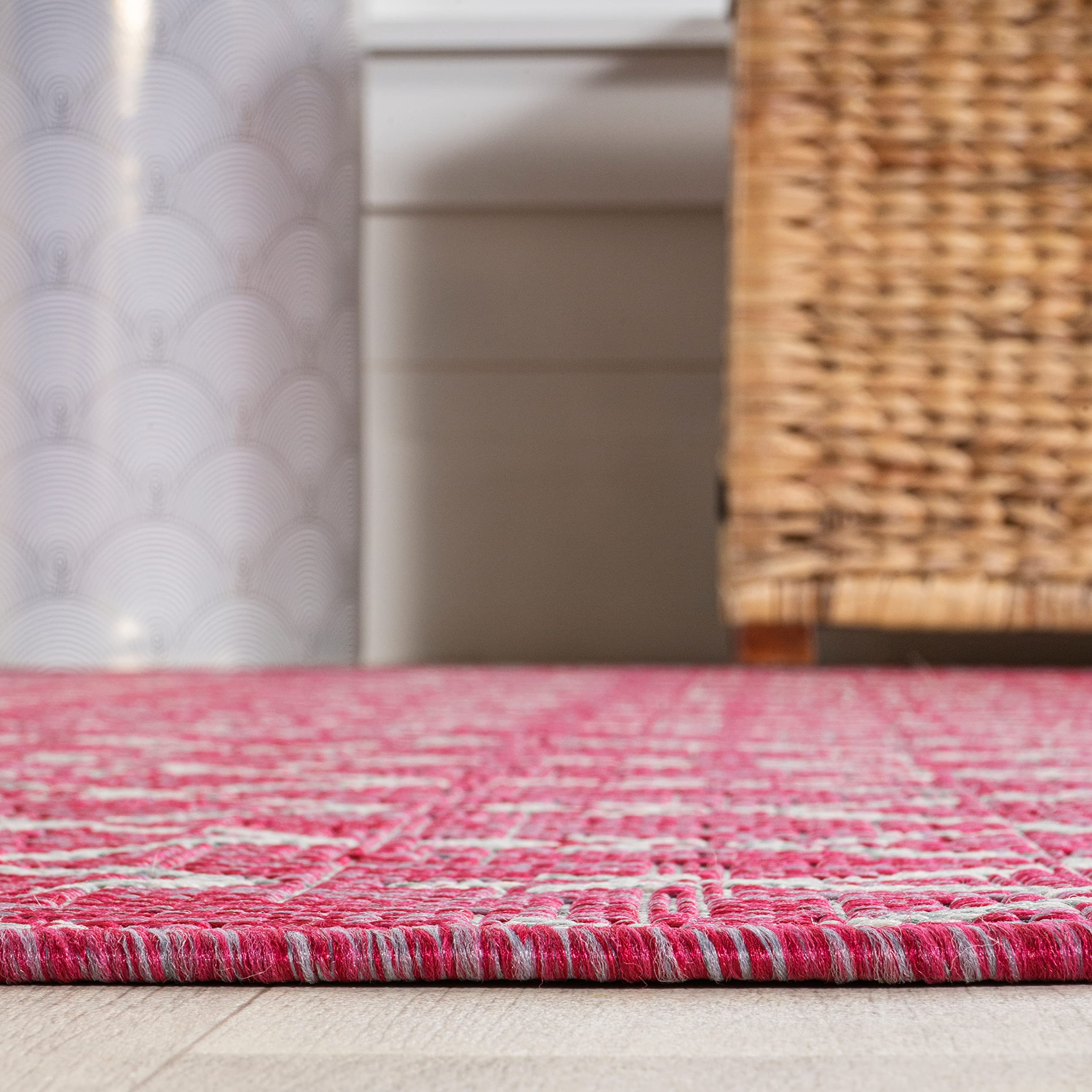Jonathan Y Smb108Q-28 Ourika Moroccan Geometric Textured Weave Indoor Outdoor Area Rug, Bohemian, Rustic, Scandinavian Easy Clea