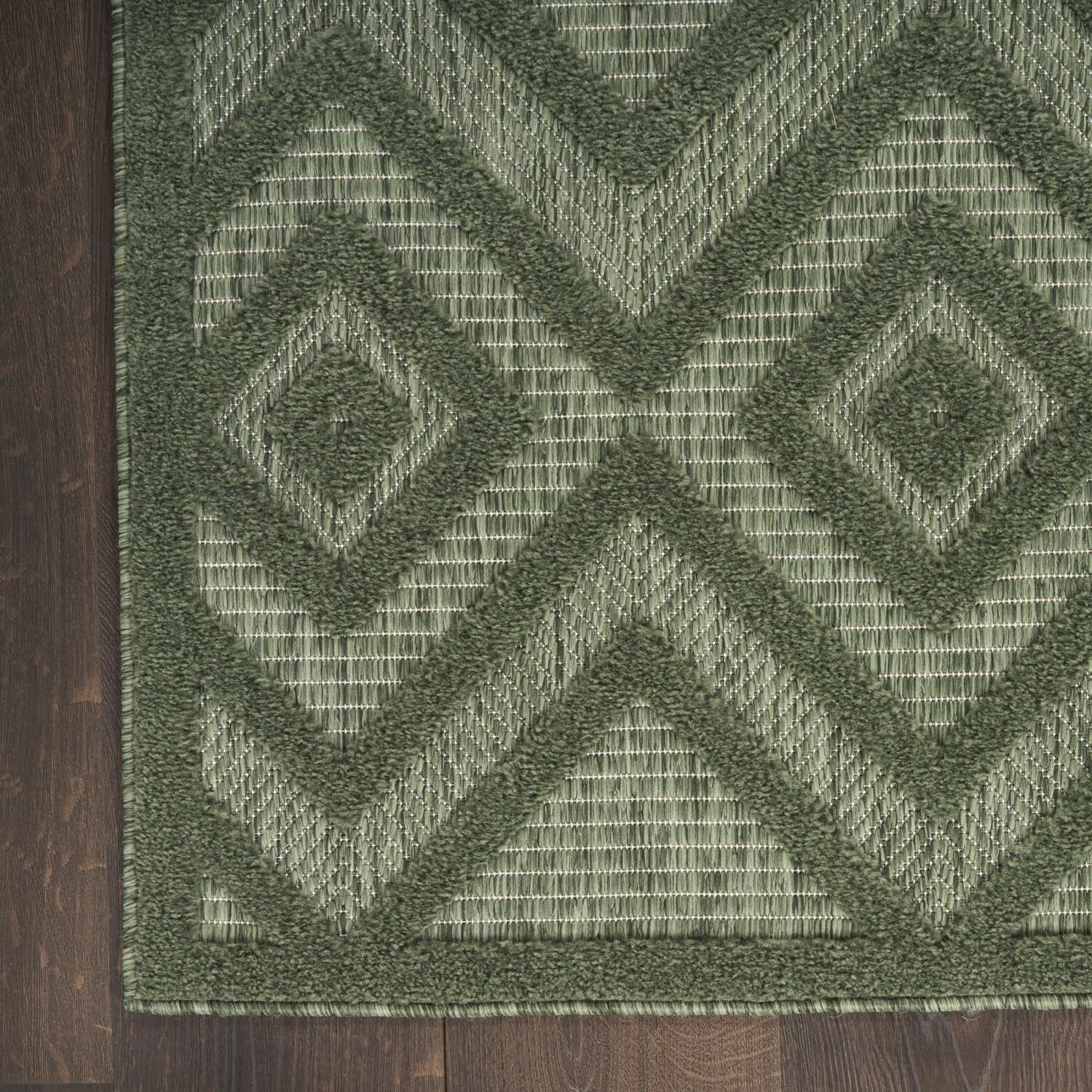 Nourison Versatile Indoor/Outdoor Green 6' X 9' Area Rug, Easy Cleaning, Non Shedding, Bed Room, Living Room, Dining Room, Backyard, Deck, Patio (6X9)
