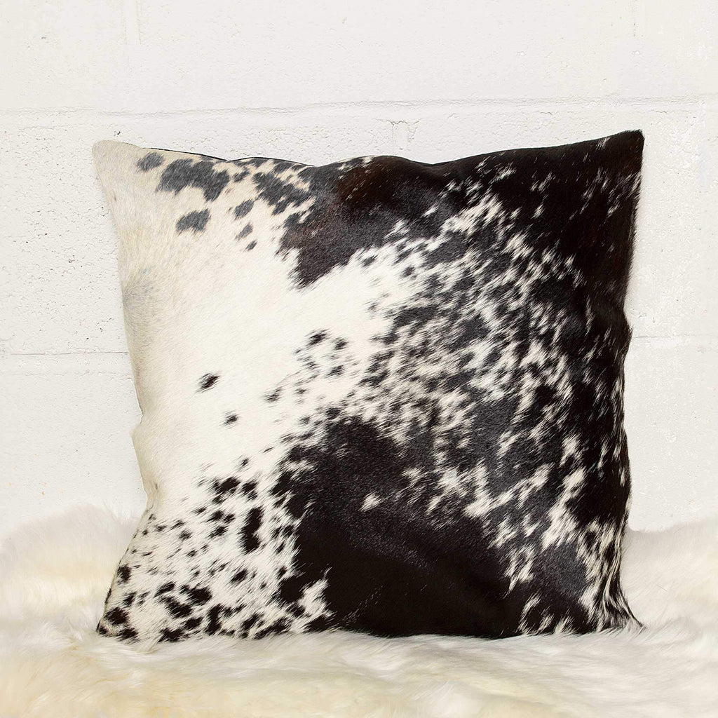 HomeRoots Salt & Pepper/Black & White Cowhide, Microsuede, Polyfill 18' X 18' X 5' Salt and Pepper Black and White Cowhide Pillow