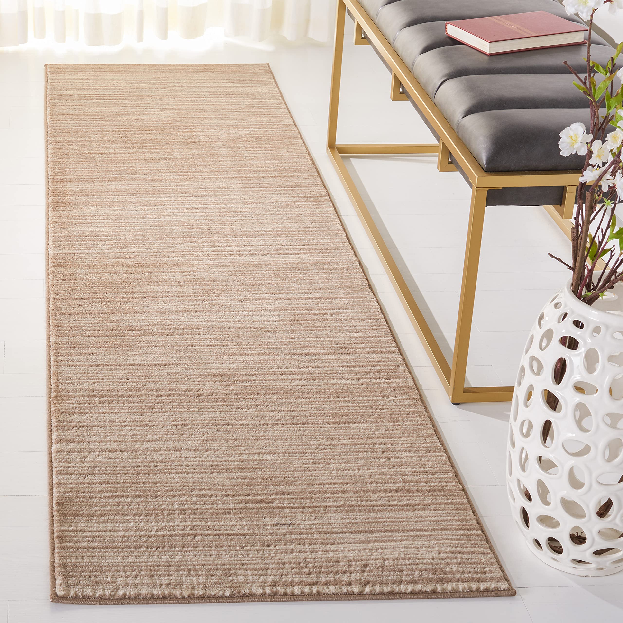 SAFAVIEH Vision Collection Runner Rug - 22 x 20, Light Brown, Modern Ombre Tonal Chic Design, Non-Shedding & Easy Care, Ideal 