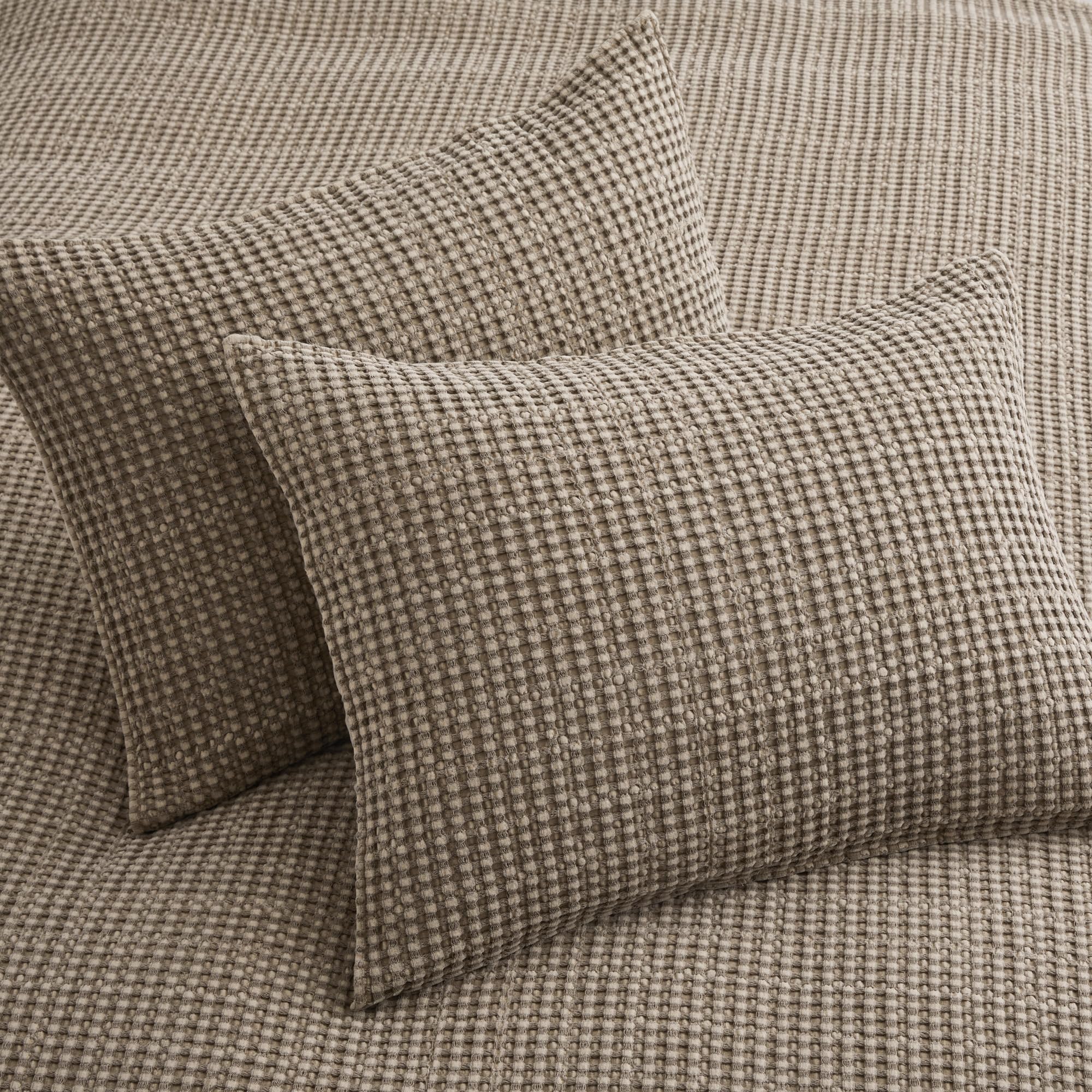 Levtex Home - Mills Waffle - Full/Queen Quilt Set - Cocoa Cotton Waffle - Quilt Size (88 X 92In.), Sham Size (26 X 20In.)