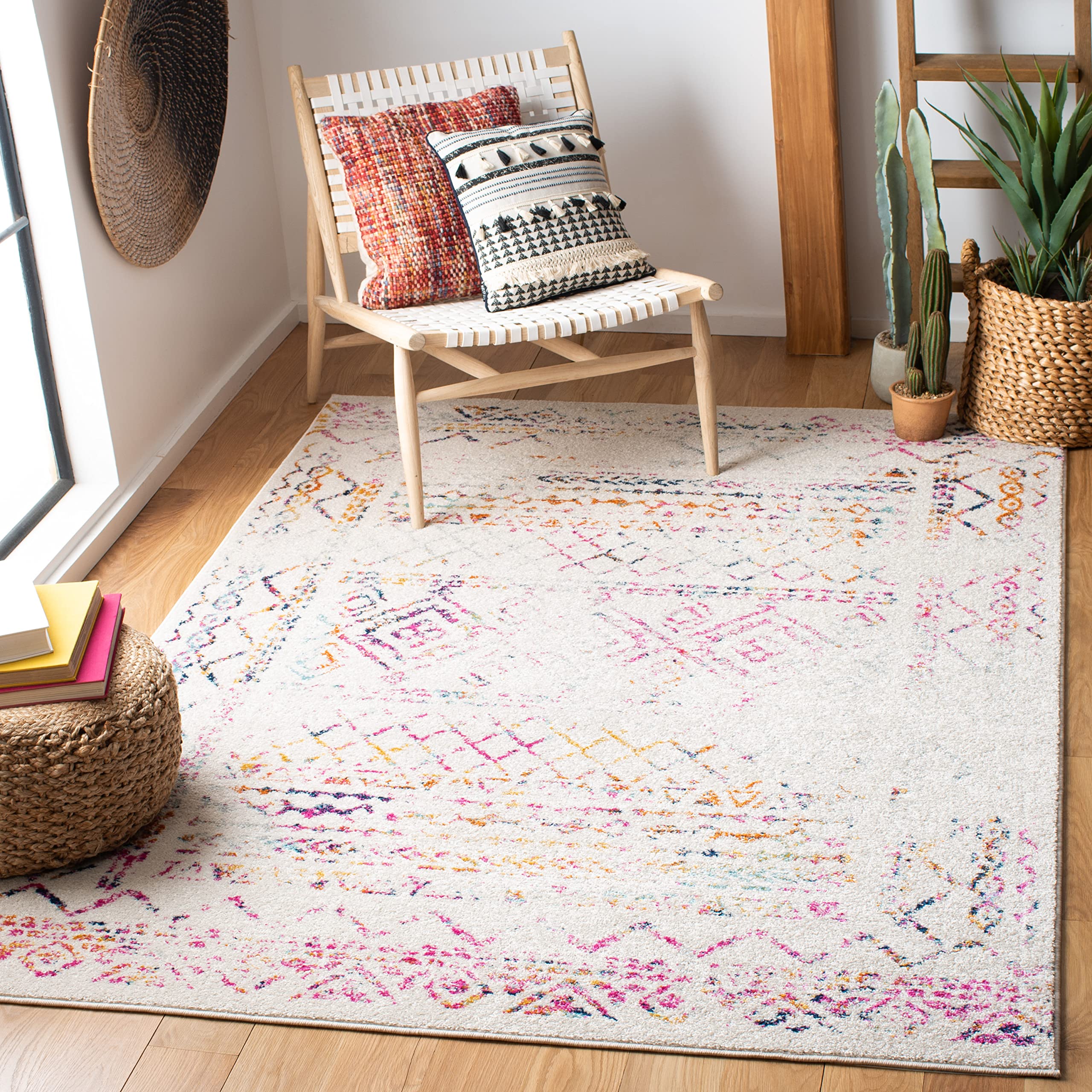 SAFAVIEH Tulum Collection Accent Rug - 4 x 6, Ivory & Fuchsia, Moroccan Boho Distressed Design, Non-Shedding & Easy Care, Idea