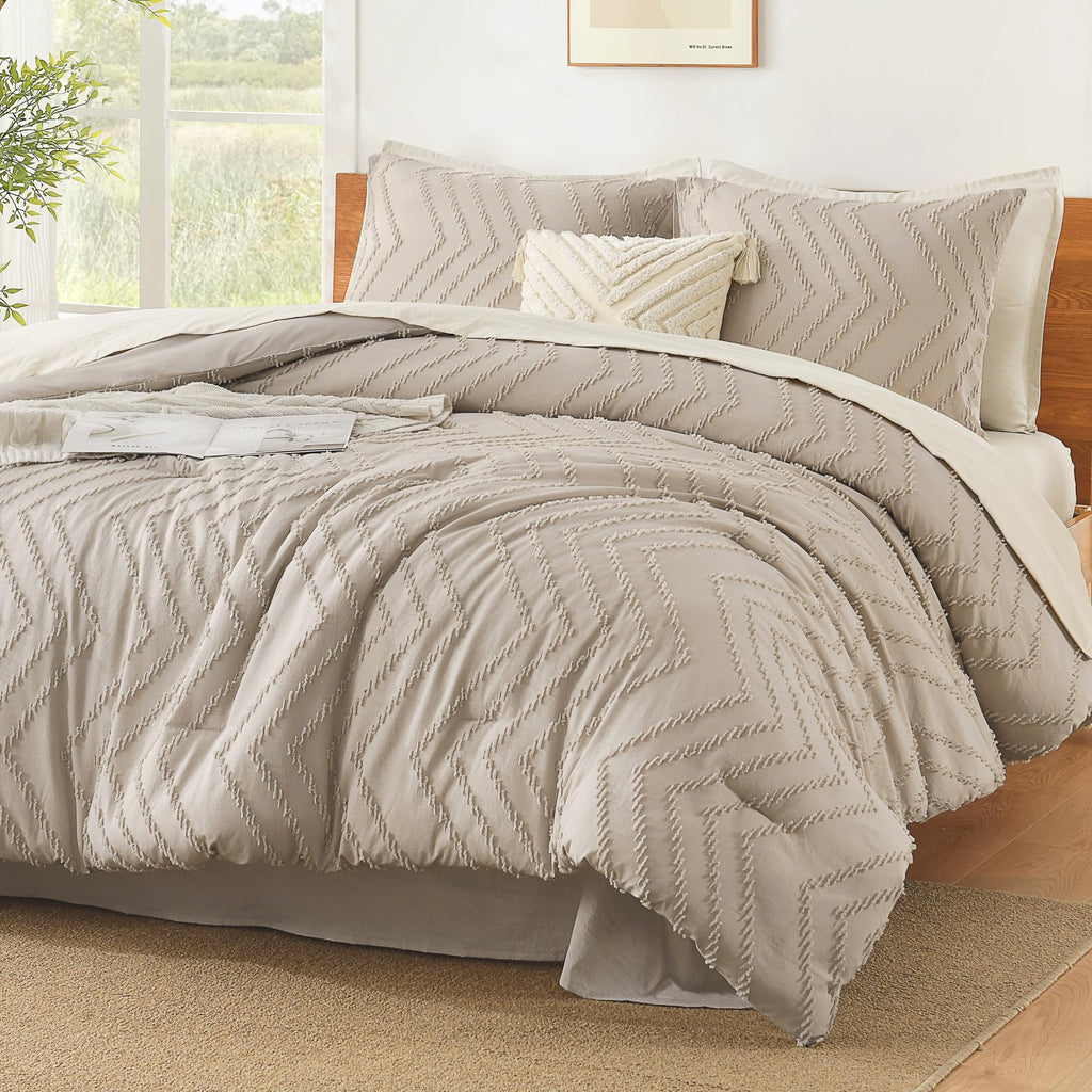 Litanika Khaki King Comforter Set, 3 Pieces Lightweight Tufted Bedding Sets, Down Alternative Comforter Fluffy Bed Set Gift Choi
