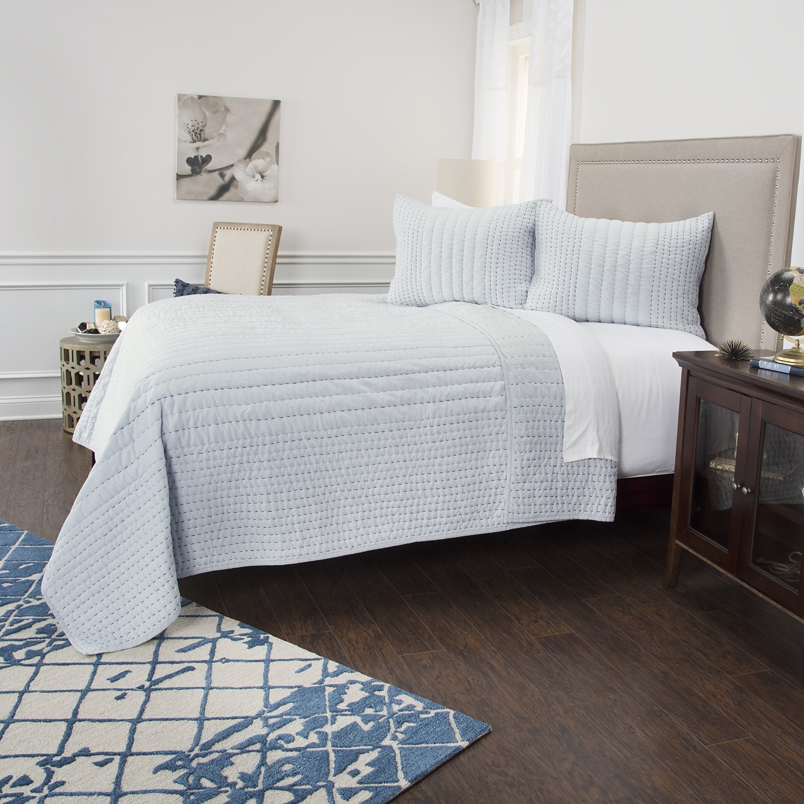 Rizzy Home | BQ4561 | Polyester Quilt | 90&quot;x92&quot; Blue/Gray/Nuetral Stripe