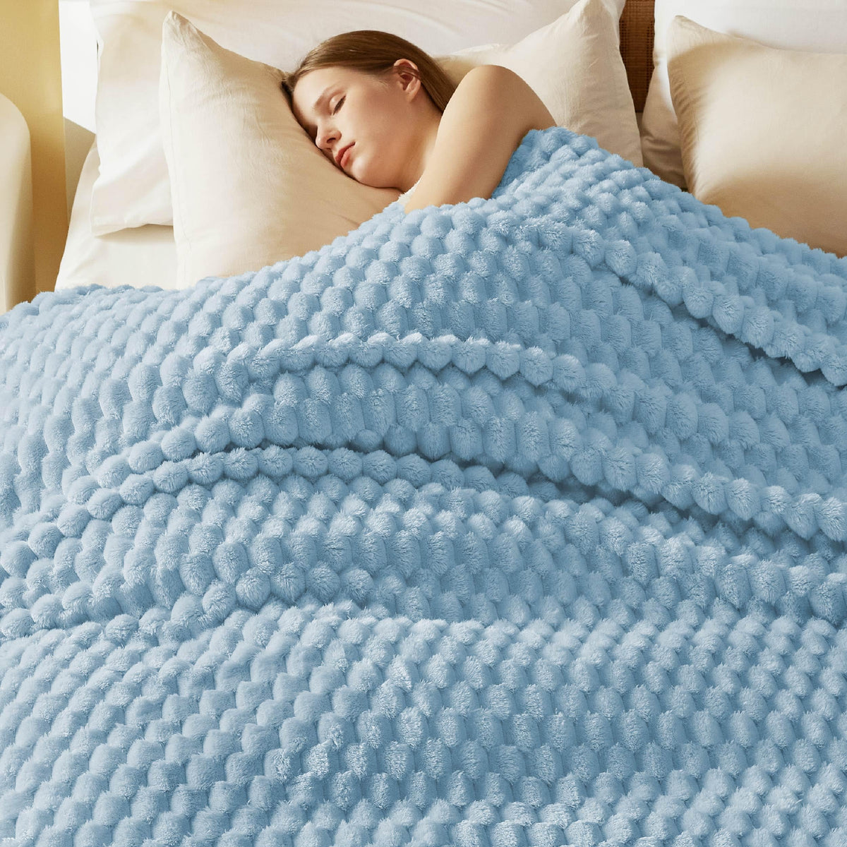 Bedsure King Size Blanket For Bed - Super Soft, Cozy Blankets For Women, Cute Large Fleece Gifts For Girls, Dream Blue, 108X90 I