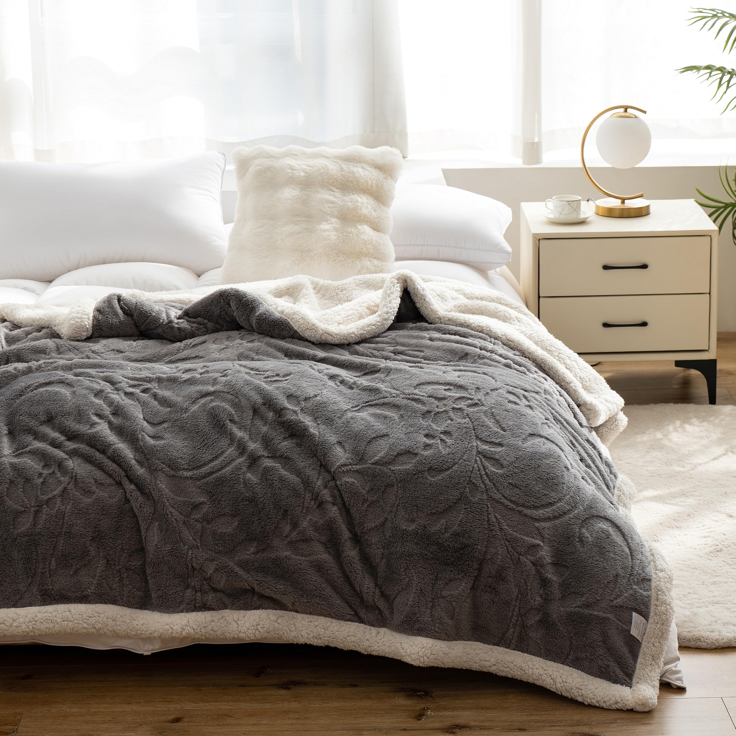 Ukeler Cozy Sherpa Throw Blanket Queen Size 80 X 90 Inch, Floral Throw Blanket For Bed Couch Sofa Camping, Great Gift For Mother