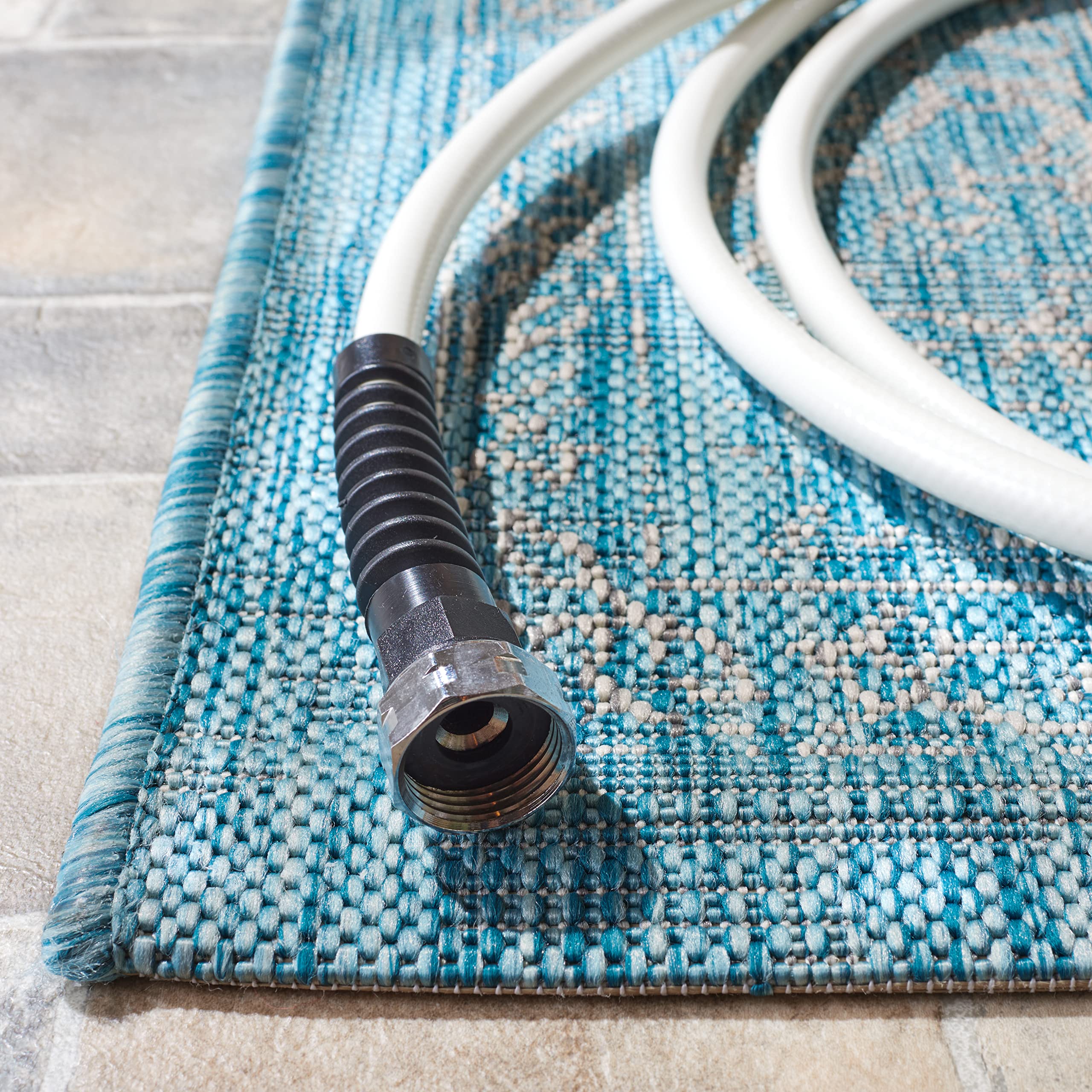 Safavieh Courtyard Collection Accent Rug - 2'3' X 5', Aqua & Grey, Non-Shedding & Easy Care, Indoor/Outdoor & Washable-Ideal For Patio, Backyard, Mudroom (Cy8680-37121)