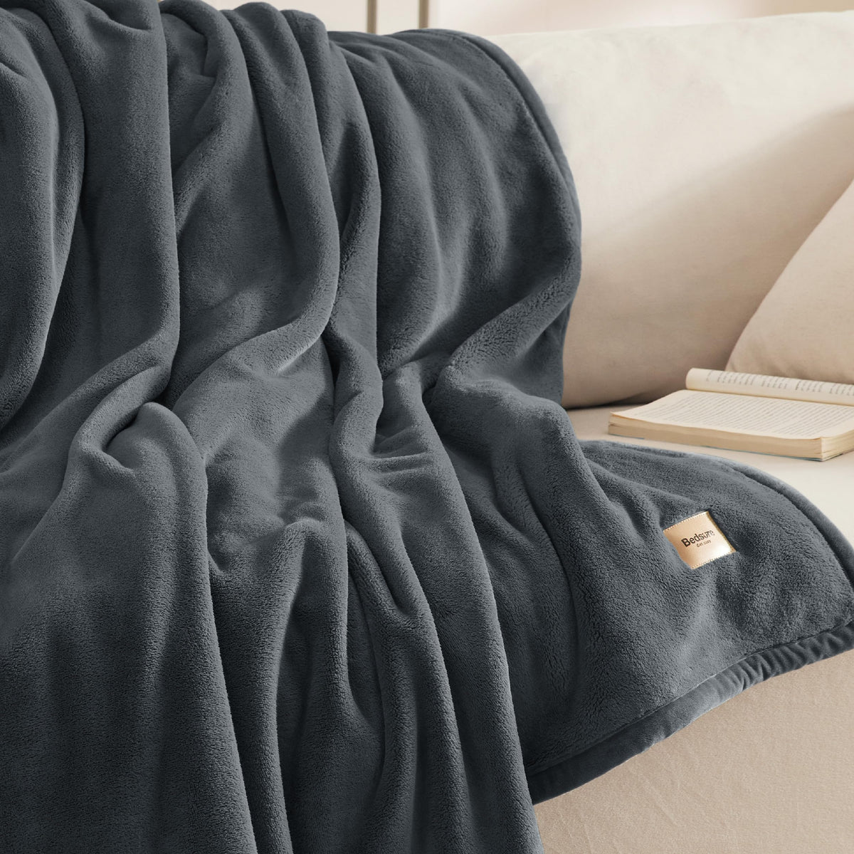 Bedsure Fleece King Size Blanket For Bed, Cozy Big Blanket 500Gsm, Warm Soft Blanket Anti-Static, Luxury Blanket Fluffy Cuddly F