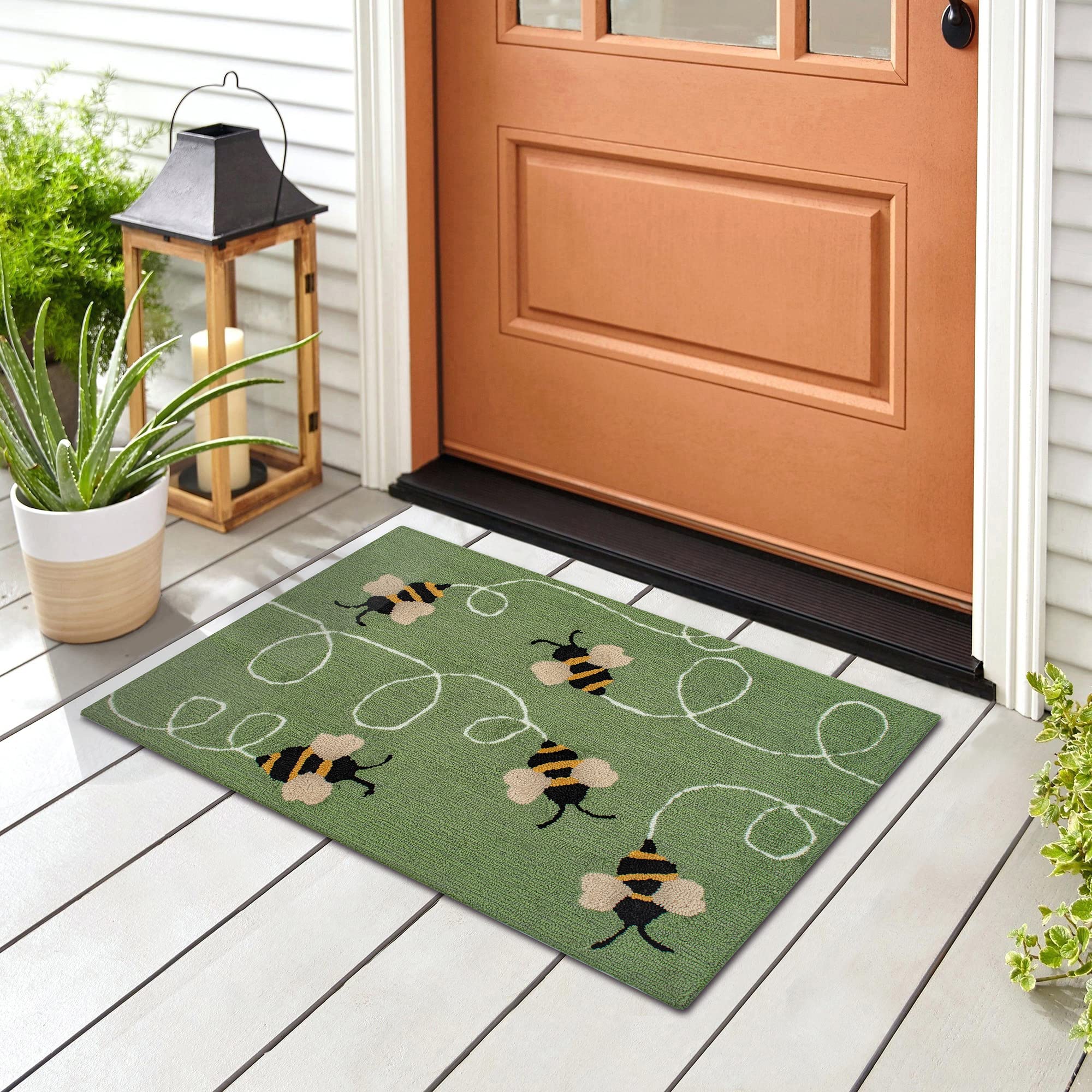 Liora Manne Buzzy Bees Indoor/Outdoor Rug, 2 Ft 6 In X 4 Ft