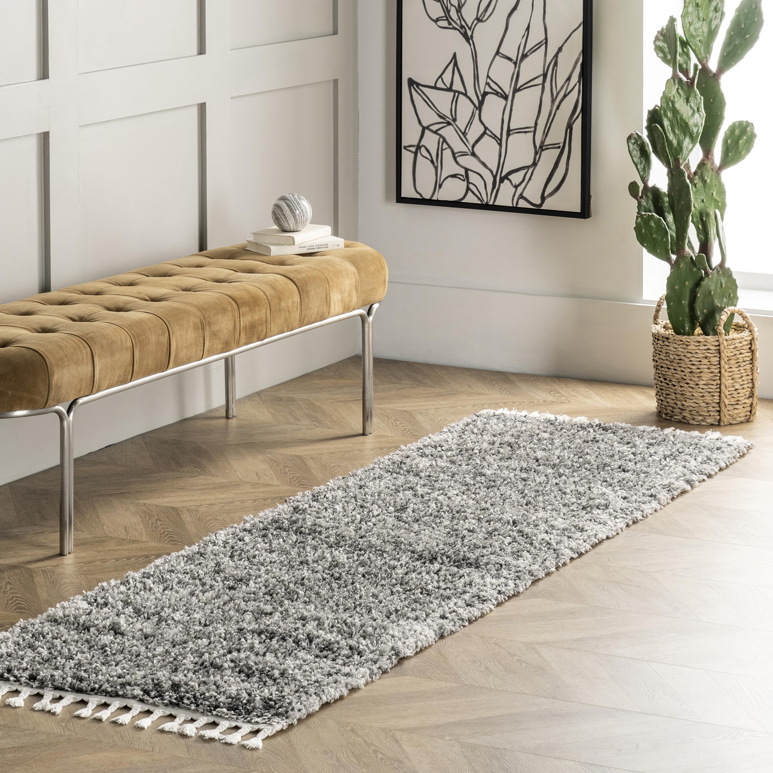 nuLOOM Brooke Shag Tasseled Area Rug - 2x12 Runner Shag Rug Casual Grey/Ivory Rugs for Living Room Bedroom Dining Room Nursery E