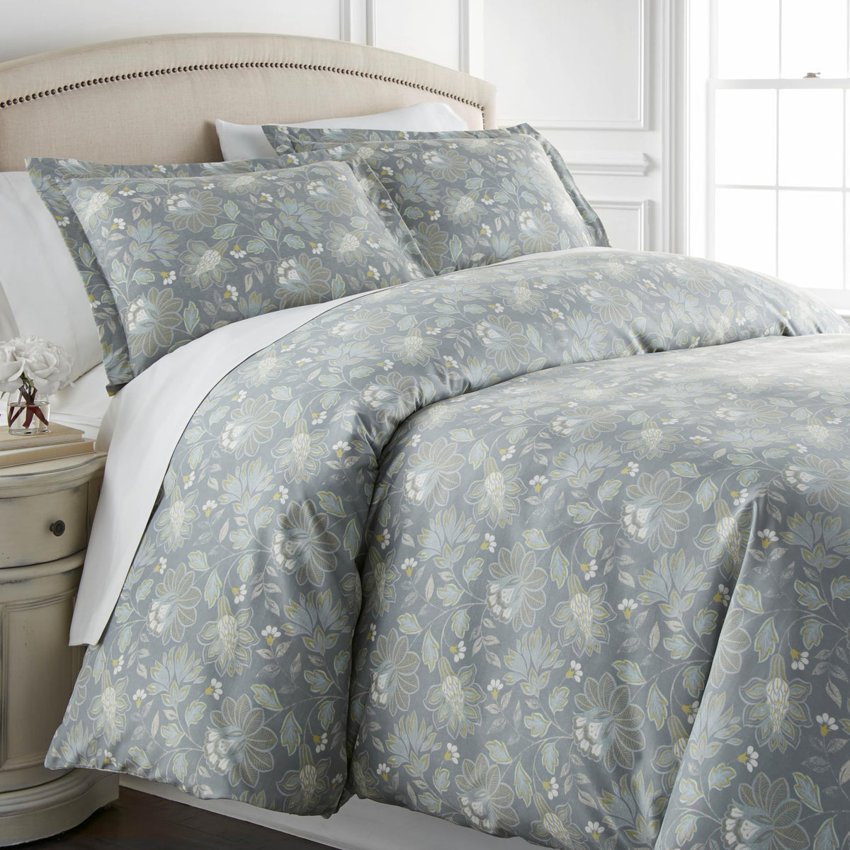 Southshore Fine Living, Inc. Infinite Blossom Collection - Twin Bedding Set, Premium Bedding, All-Season Down Alternative, Easy