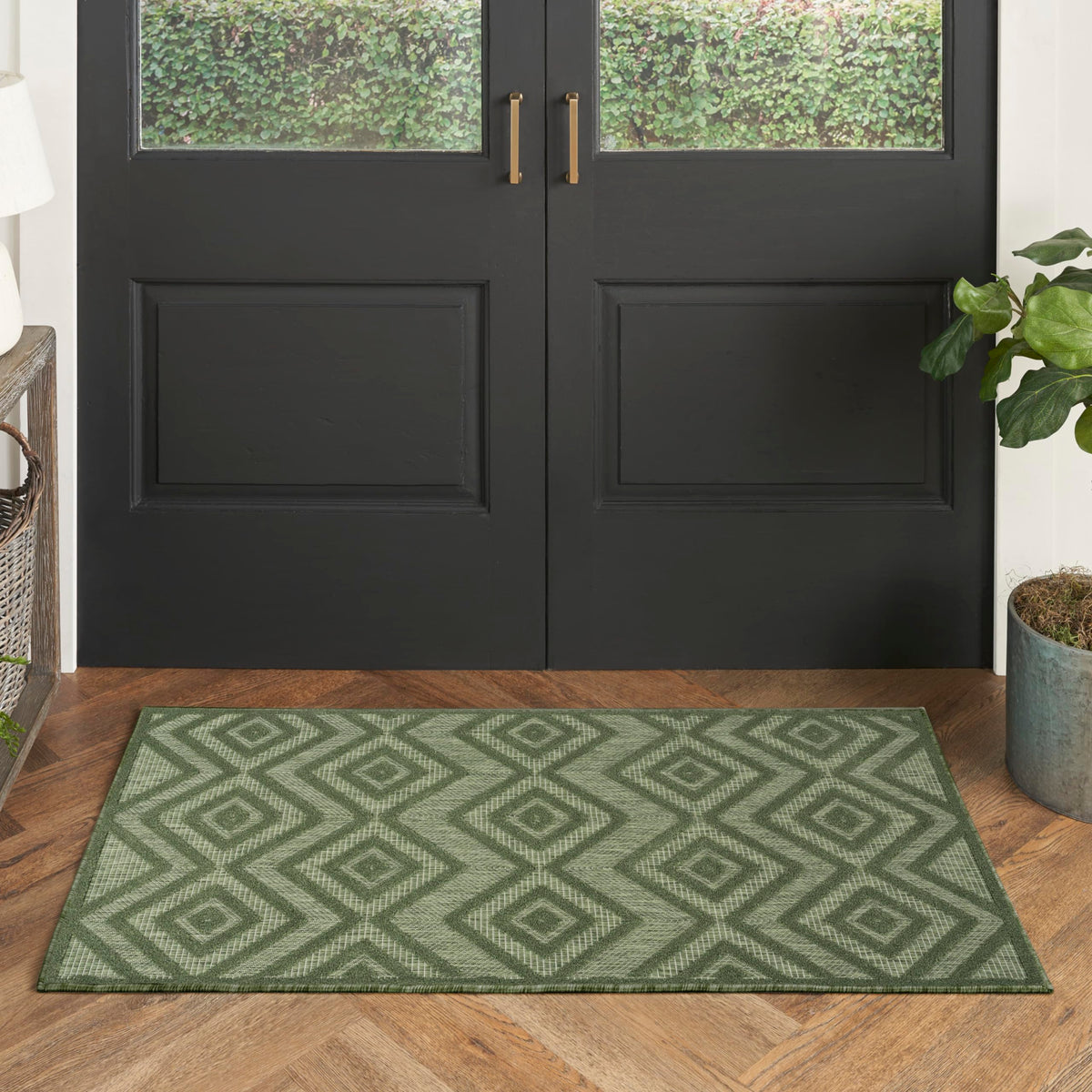 Nourison Versatile Modern Indoor/Outdoor Green 2' X 4' Area Rug, Easy Cleaning, Non Shedding, Bed Room, Living Room, Dining Room, Backyard, Deck, Patio (2X4)